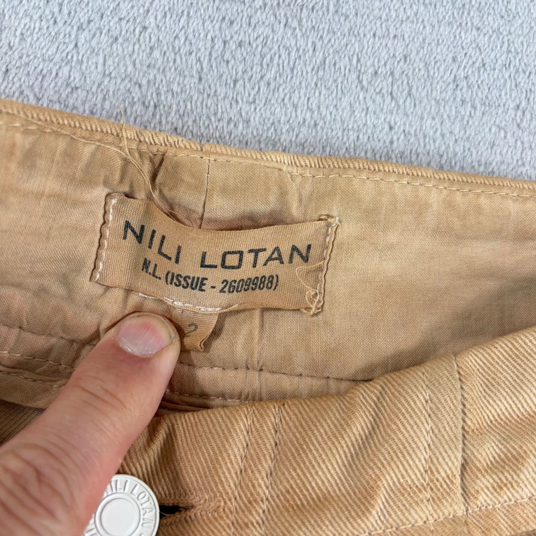 Nili Lotan Nili Lotan Pants Barrel Exposed Button High Rise Flat Front Cotton Twill Women's 2 Brown Vintage Tobacco Bohemian Casual 27 Inseam Size 26" / US 2 / IT 38 - 2 Thumbnail