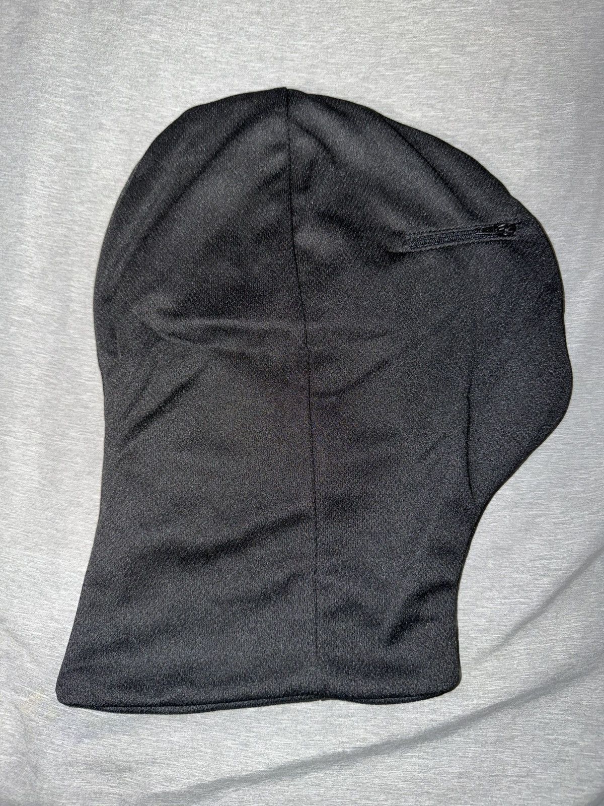 Yeezy YEEZY DONDA MASK / ZIPPER MASK IN BLACK (BRAND NEW) Size ONE SIZE - 1 Thumbnail