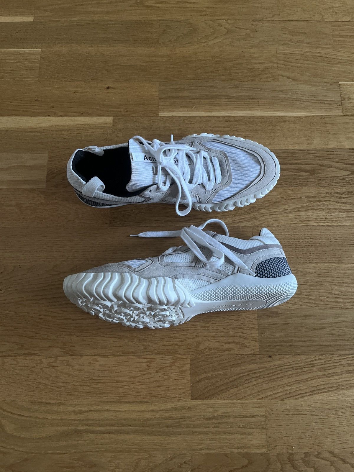 Acne Studios $500 Berun M sneakers in white/beige multi Size US 11 / EU 44 - 2 Thumbnail