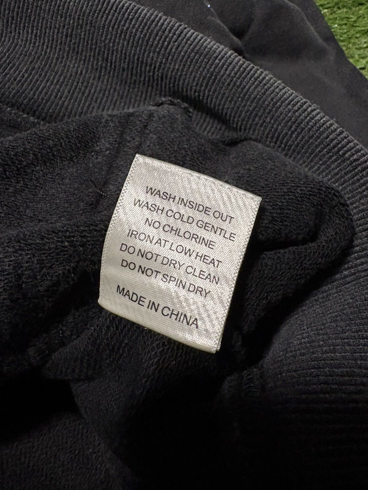 Vale VALE FOREVER “CLASSICO” ZIP UP - SIZE MEDIUM - (BLACK) Size US M / EU 48-50 / 2 - 3 Thumbnail