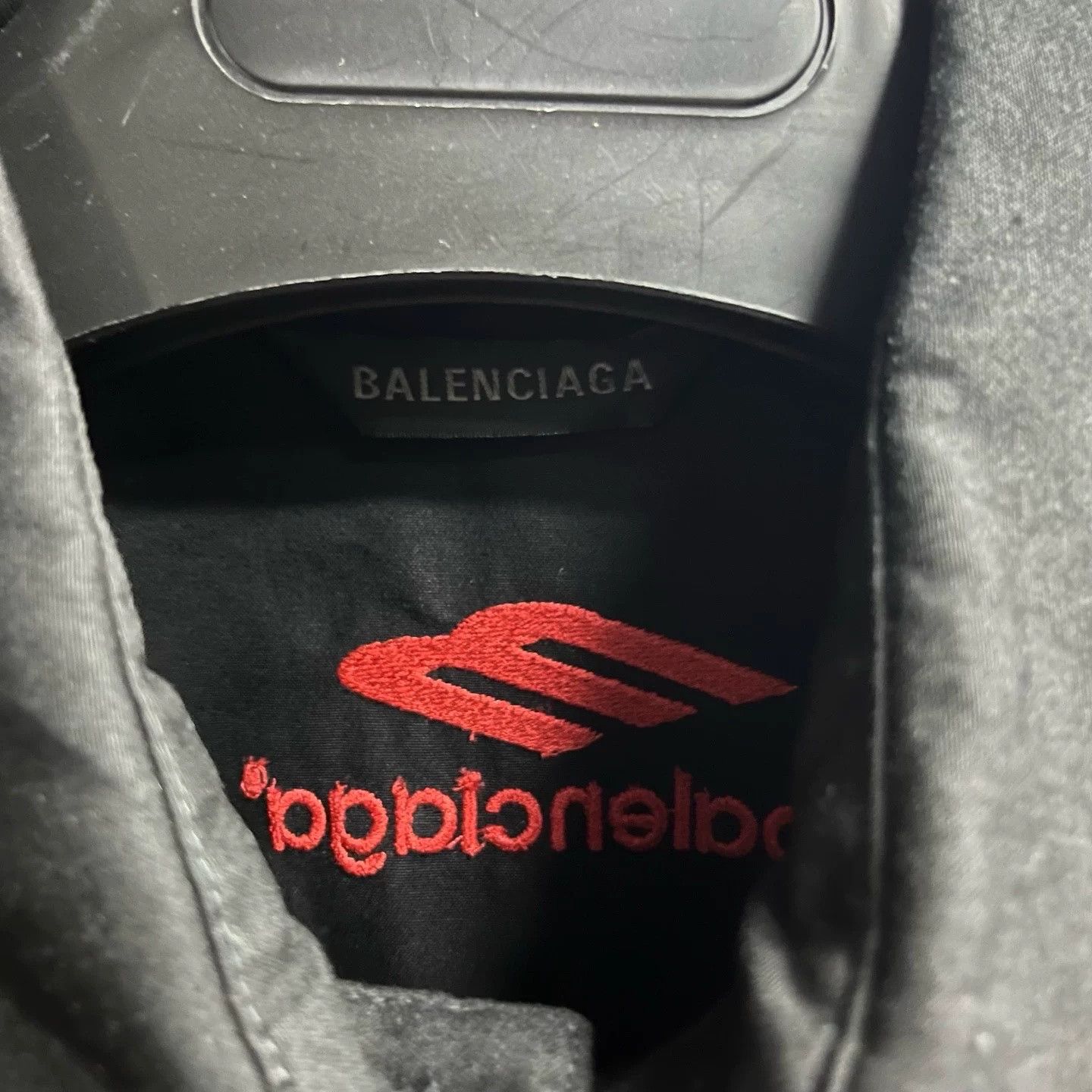 Balenciaga Balenciaga Black Letter Print Short-Sleeve Shirt Size US M / EU 48-50 / 2 - 2 Thumbnail