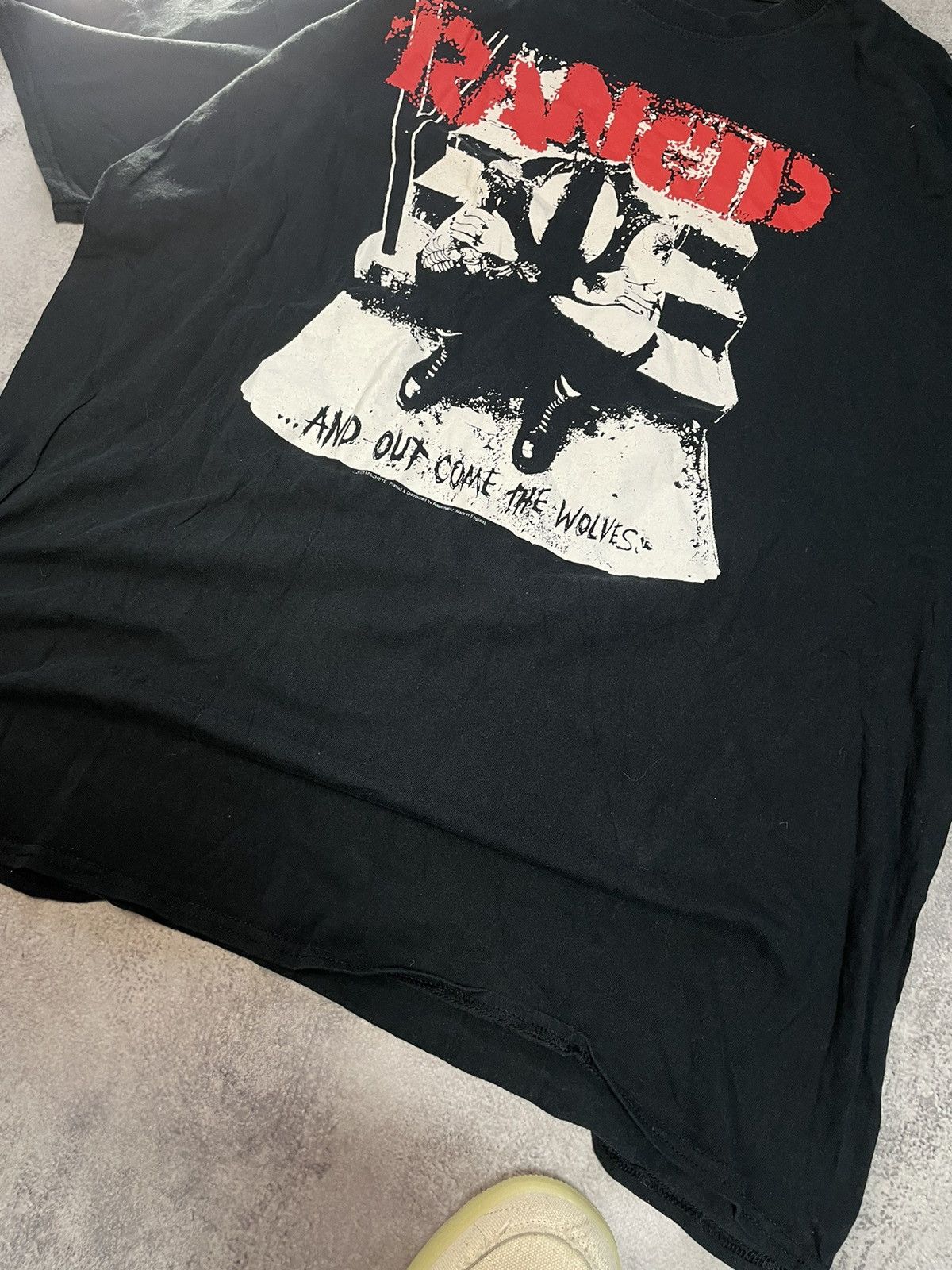 Band Tees Rancid Vtg 05 And Out Come The Wolves Punk Tee XL Size US XL / EU 56 / 4 - 5 Thumbnail