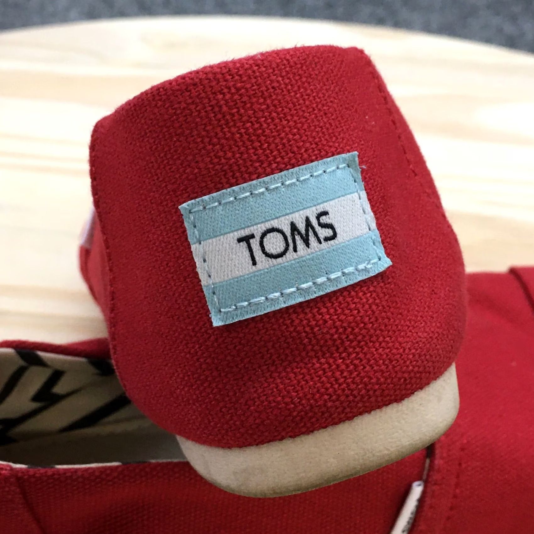 Toms TOMS Alpargatas Loafer Womens 6.5 Red Slip On Flats Casual Comfort Shoes Size US 7 / IT 37 - 7 Thumbnail