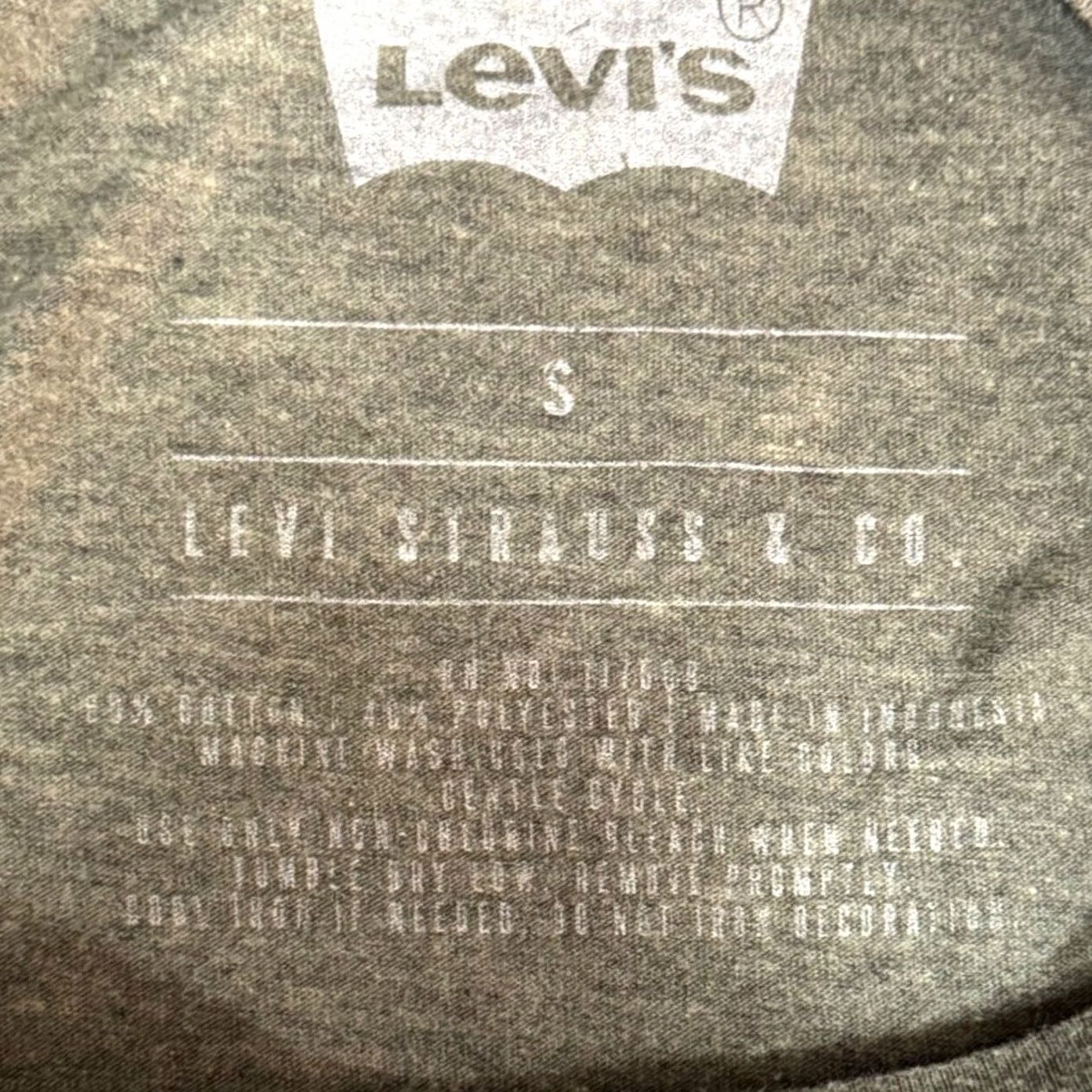 Levi's Levi's S T-Shirt Olive Green Distressed Batwing Logo Heathered Graphic Streetwear Shirt Men Small Green Batwing Distressed Logo 90s Art Nature Mens Size US S / EU 44-46 / 1 - 6 Thumbnail