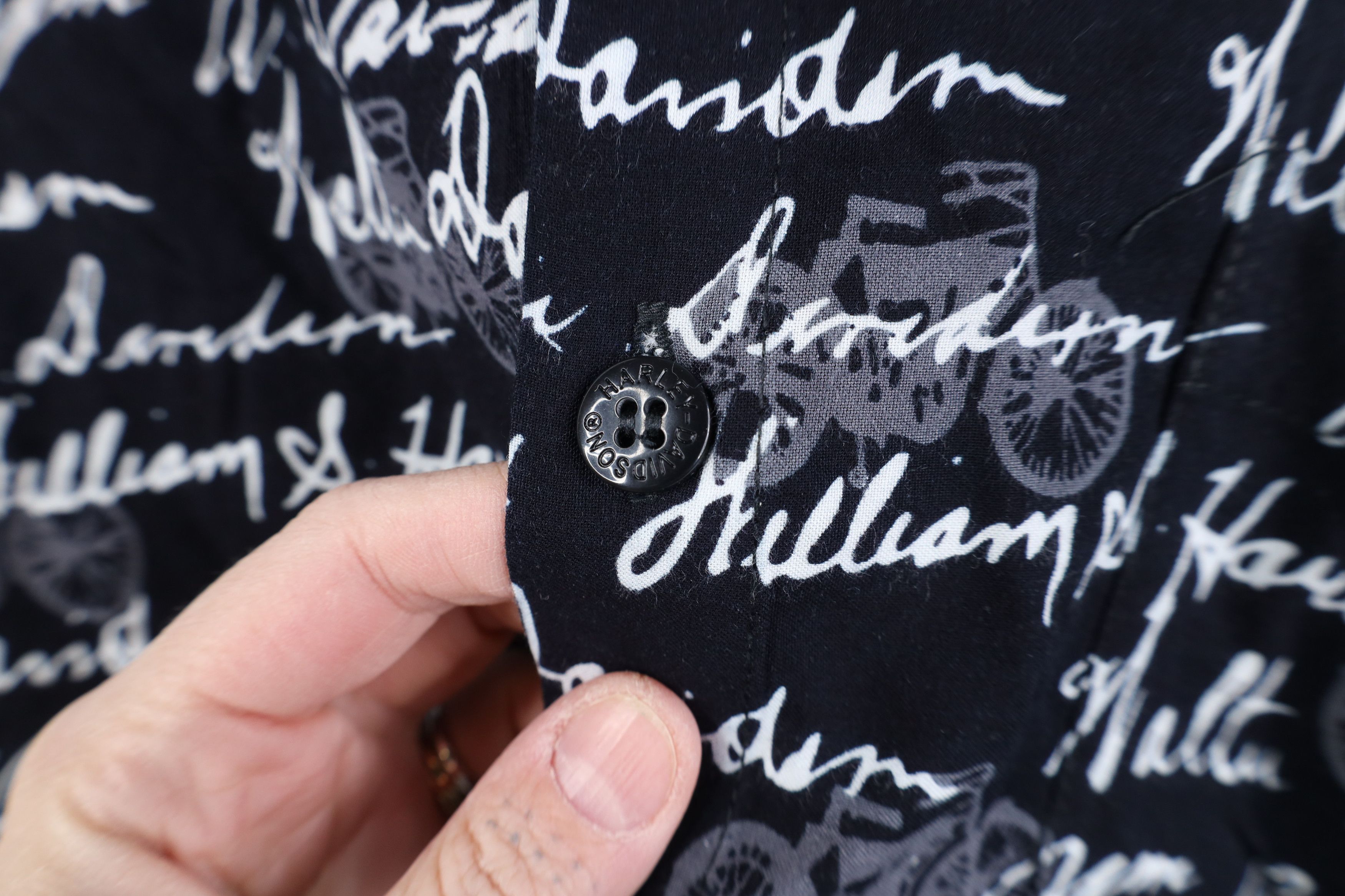 Harley Davidson Vintage 90s Harley Davidson Rayon Gabardine Button Shirt Size US XL / EU 56 / 4 - 8 Thumbnail