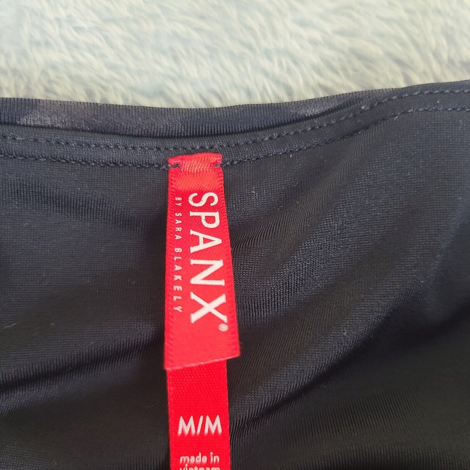 Spanx Spanx Black Faux Leather Black Camo Camouflage Leggings Size Size 33" - 3 Thumbnail
