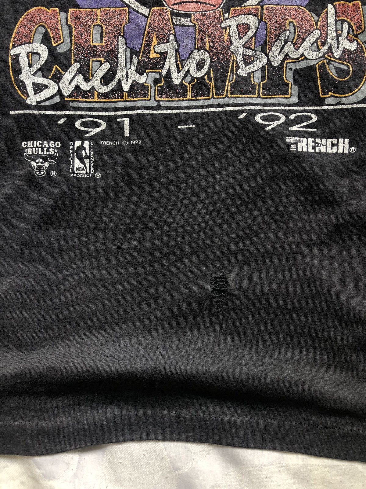 NBA × Vintage Vintage Faded 1992 Chicago Bulls Single Stitch T-Shirt Size US XXL / EU 58 / 5 - 3 Thumbnail