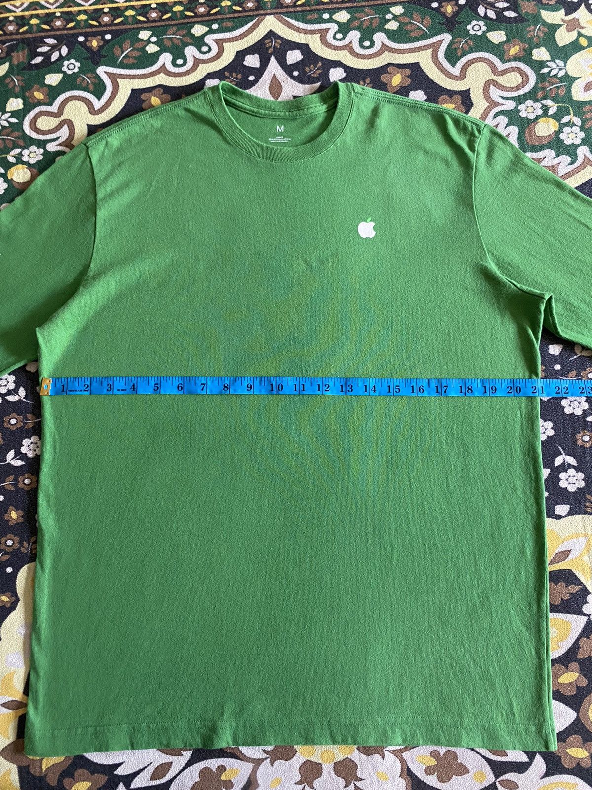 Apple × Designer Apple Green Color Nice Design Long Sleeve Tee Size US M / EU 48-50 / 2 - 6 Thumbnail