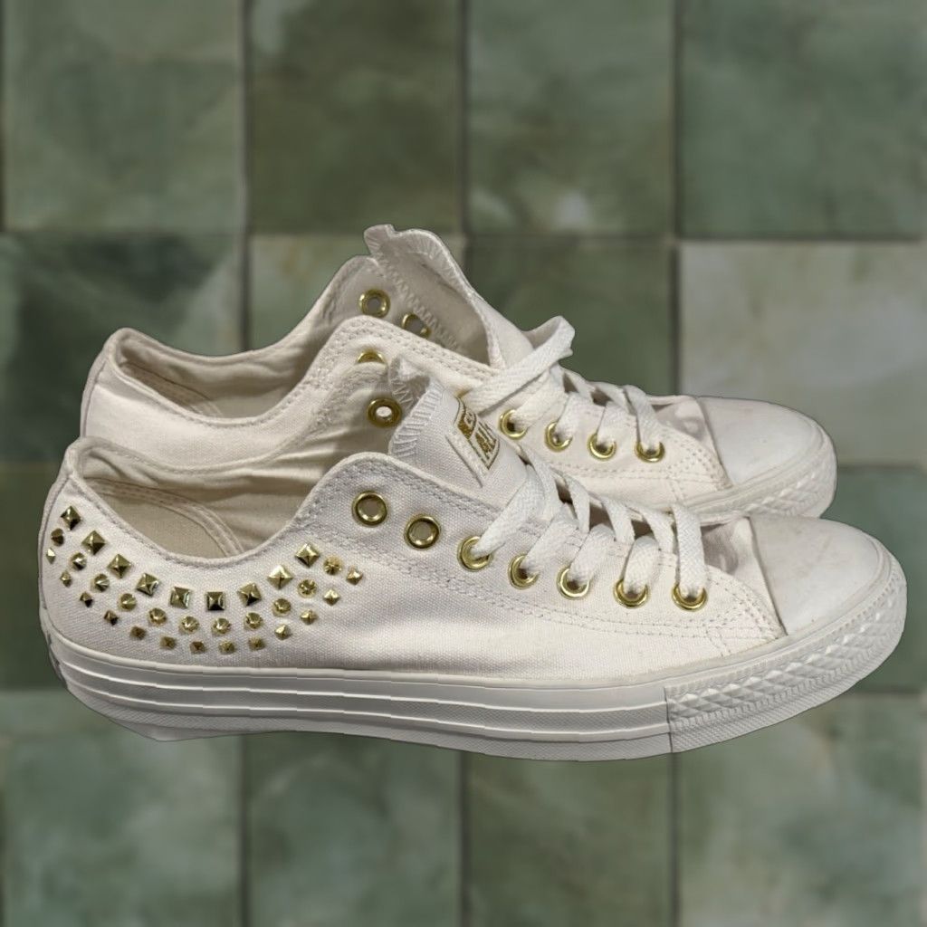 Converse VINTAGE Converse All Star Chuck Taylor Women's Sneakers 10.5 White Studded Athletic Stars Size US 8.5 / IT 38.5 - 1 Thumbnail