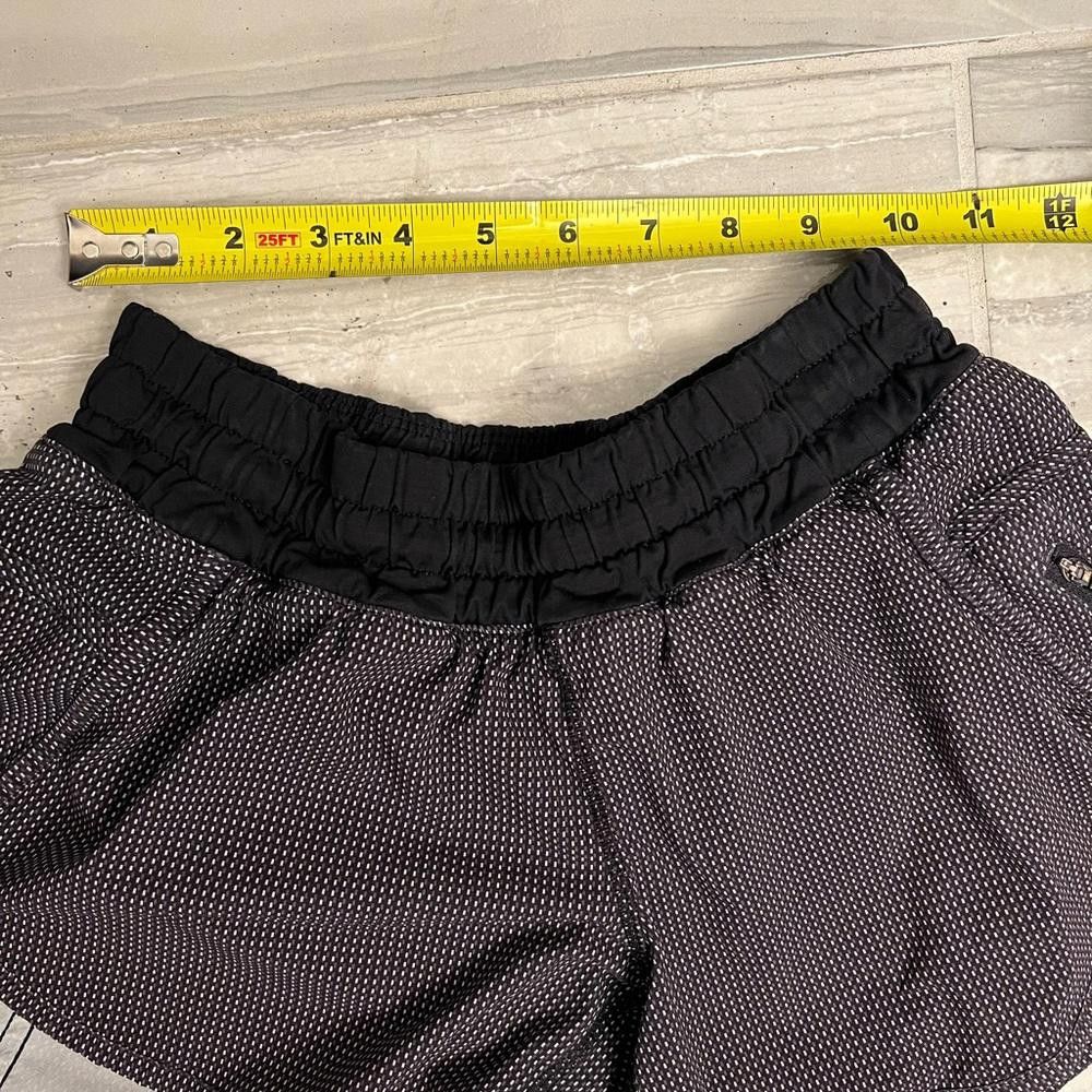 Lululemon Lululemon tracker black white size 4 Size 27" / US 4 / IT 40 - 4 Thumbnail