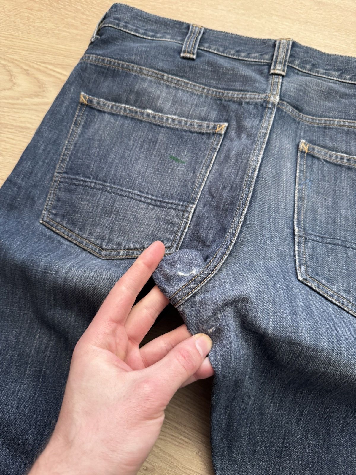 Vintage Vintage Carhartt WIP Blue Jeans Distressed Baggy Pants Size US 32 / EU 48 - 9 Thumbnail