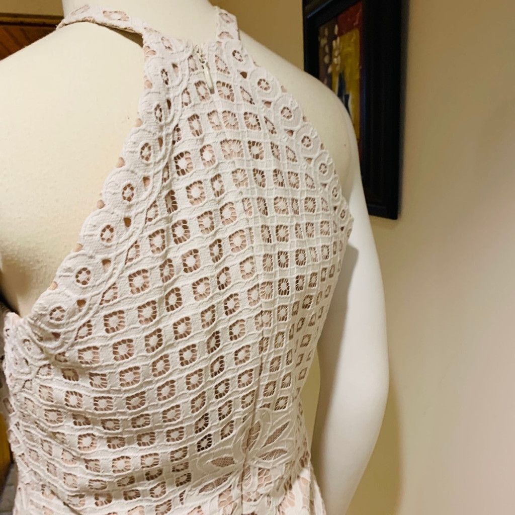 Other BCBG White Lace beige Liners Halter Dress Size 12 Size XL / US 12-14 / IT 48-50 - 6 Thumbnail