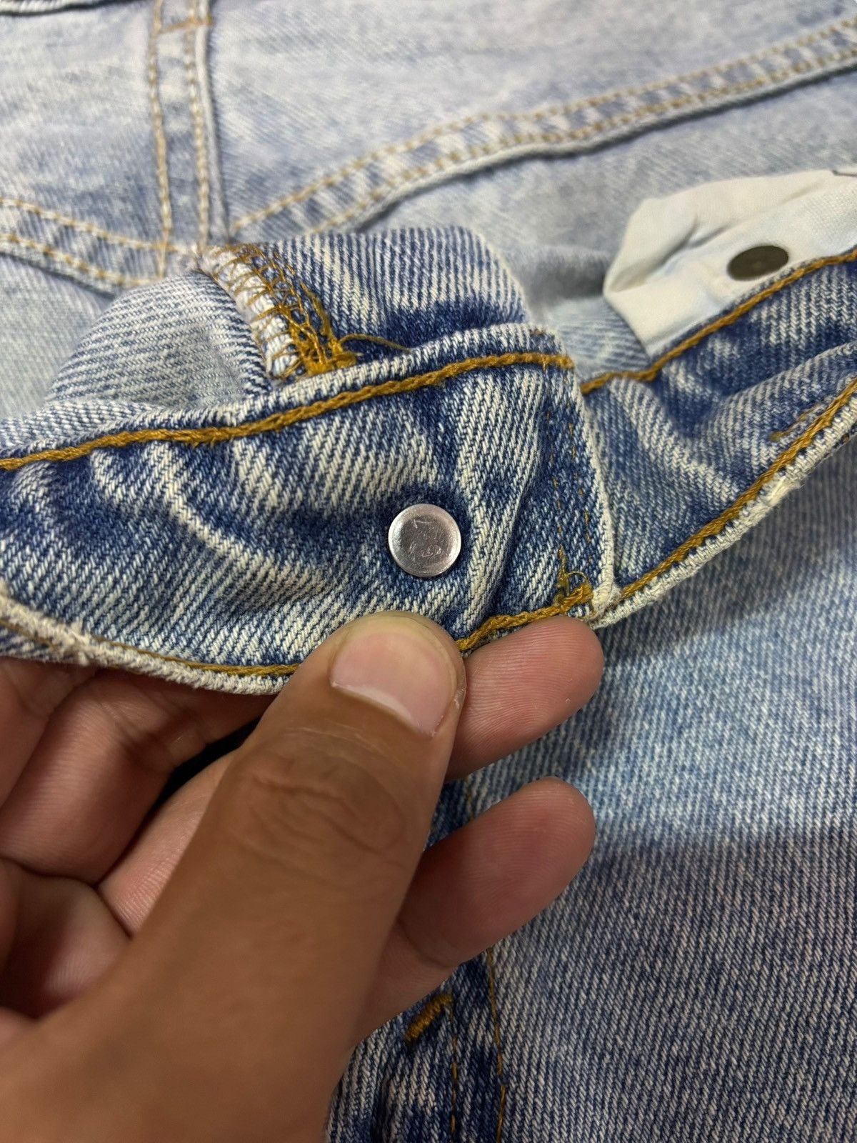 Levi's Vtg Levi’s 90s 505 Custom Grunge Destroyed Jeans Size US 34 / EU 50 - 7 Thumbnail