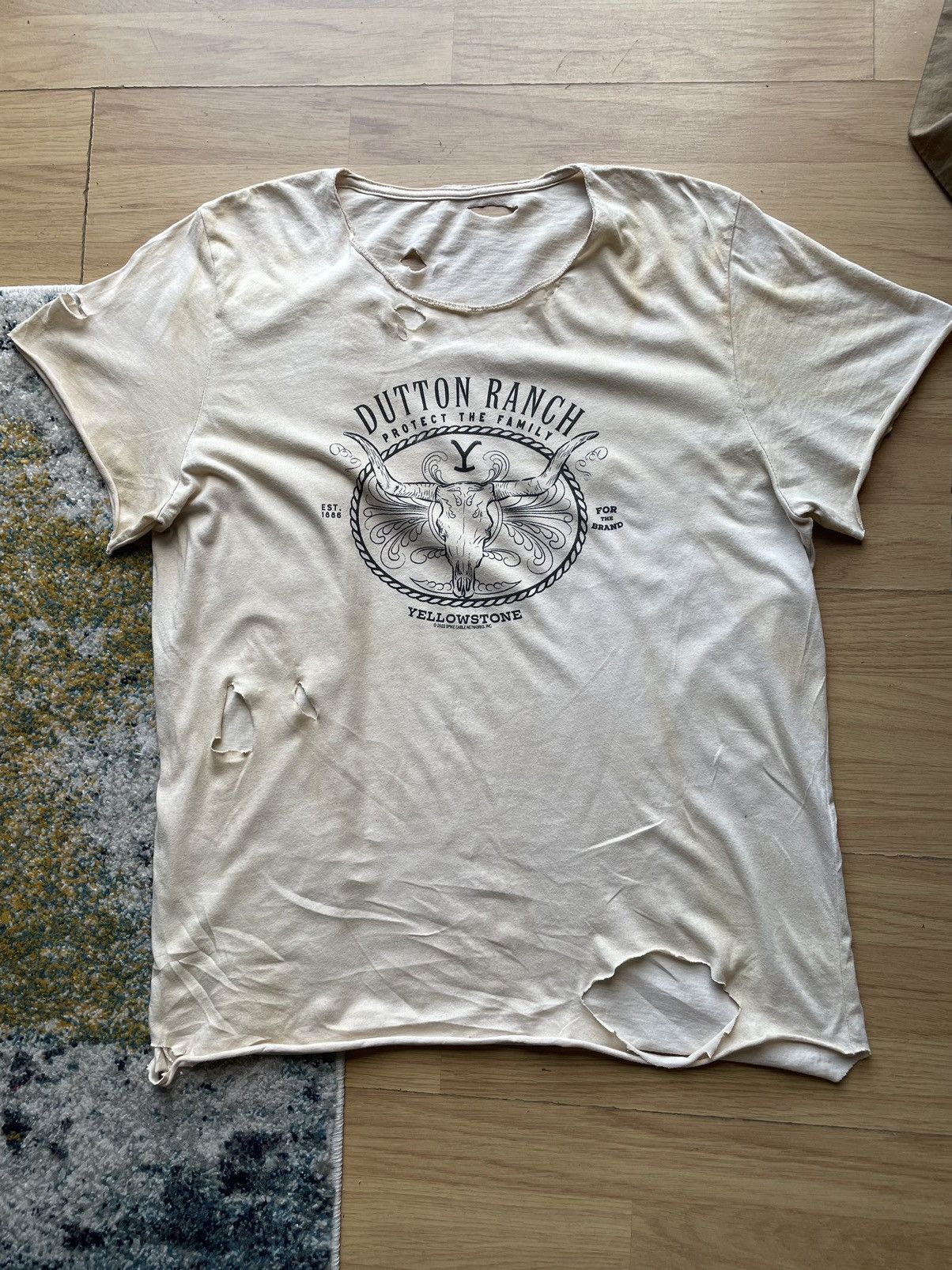 Vintage Graphic distressed tshirt Size US L / EU 52-54 / 3 - 1 Preview