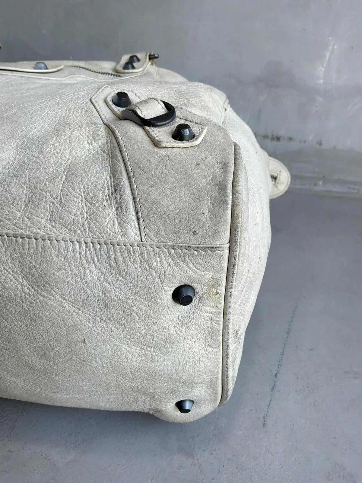 Balenciaga Balenciaga - Motorcycle ‘Midday’ Lambskin Leather Handbag Size ONE SIZE - 11 Thumbnail