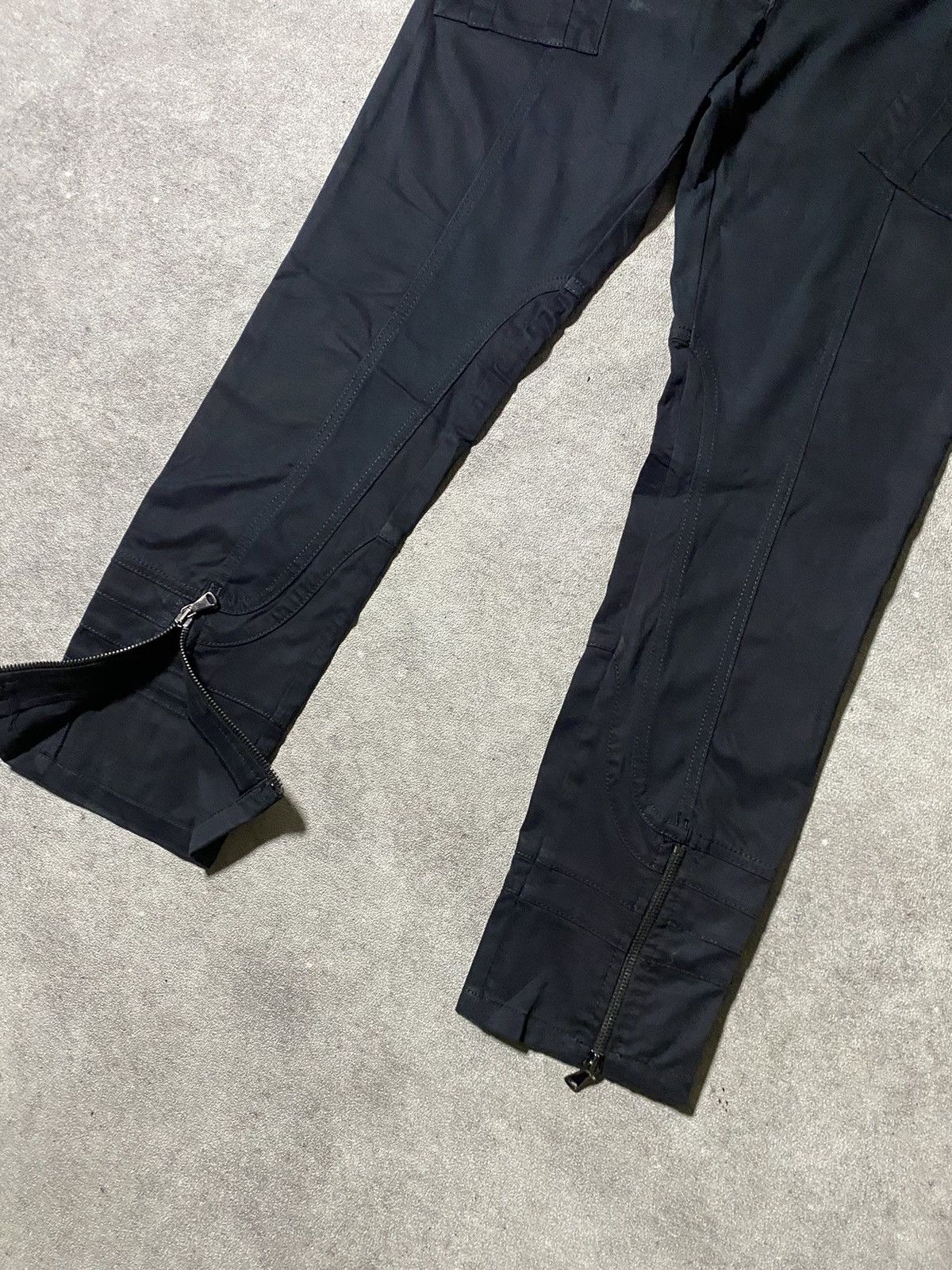 MAX&Co. Max&Co. Cargo Bootcut Size 28" / US 6 / IT 42 - 3 Thumbnail