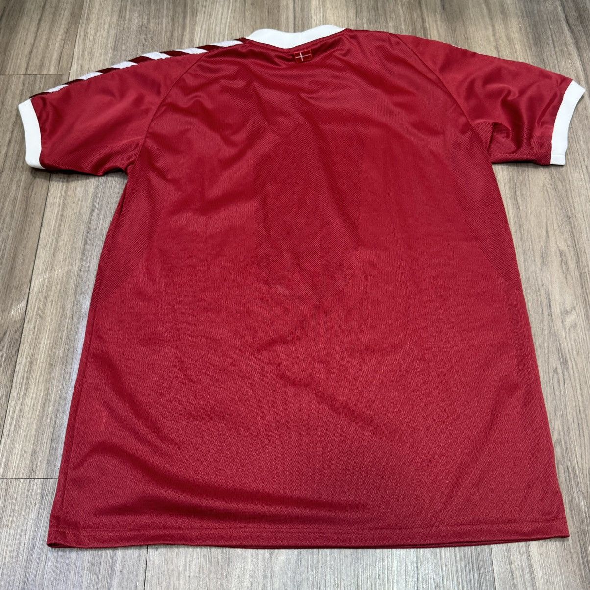 Hummel Denmark 02/04 home shirt Size US L / EU 52-54 / 3 - 2 Thumbnail
