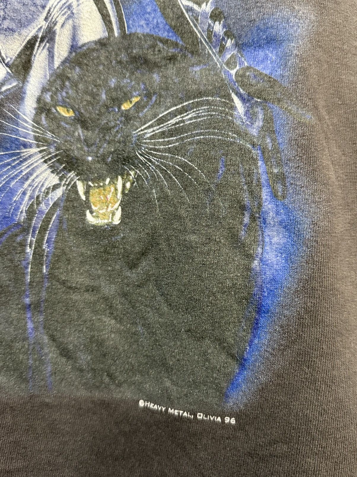 Band Tees Thrashed Vintage 90s Olivia Heavy Metal Distressed Tee Size US M / EU 48-50 / 2 - 5 Thumbnail