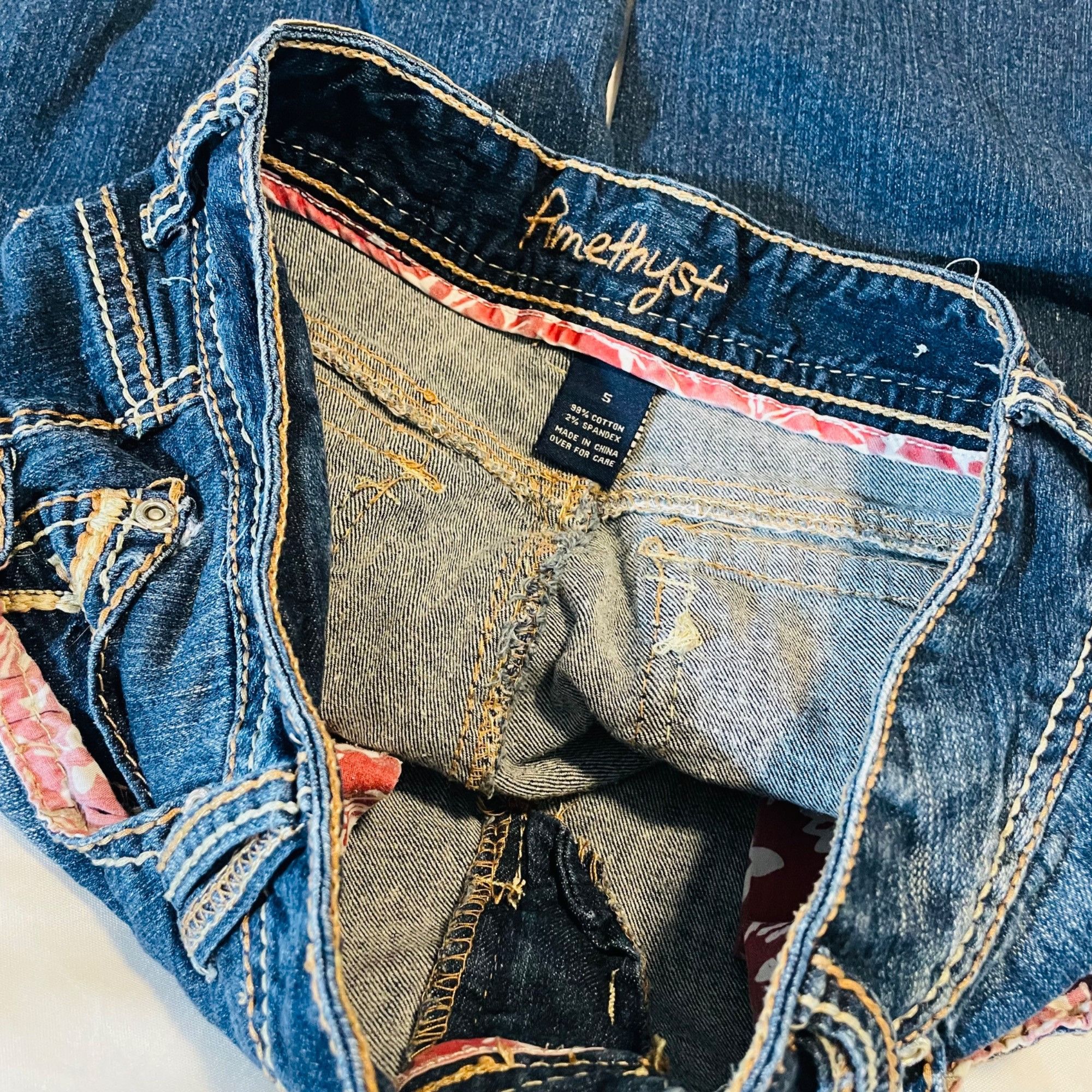 Other Amethyst Womens Distressed Jean Shorts Size 5 Blue Denim Size 27" / US 4 / IT 40 - 6 Thumbnail