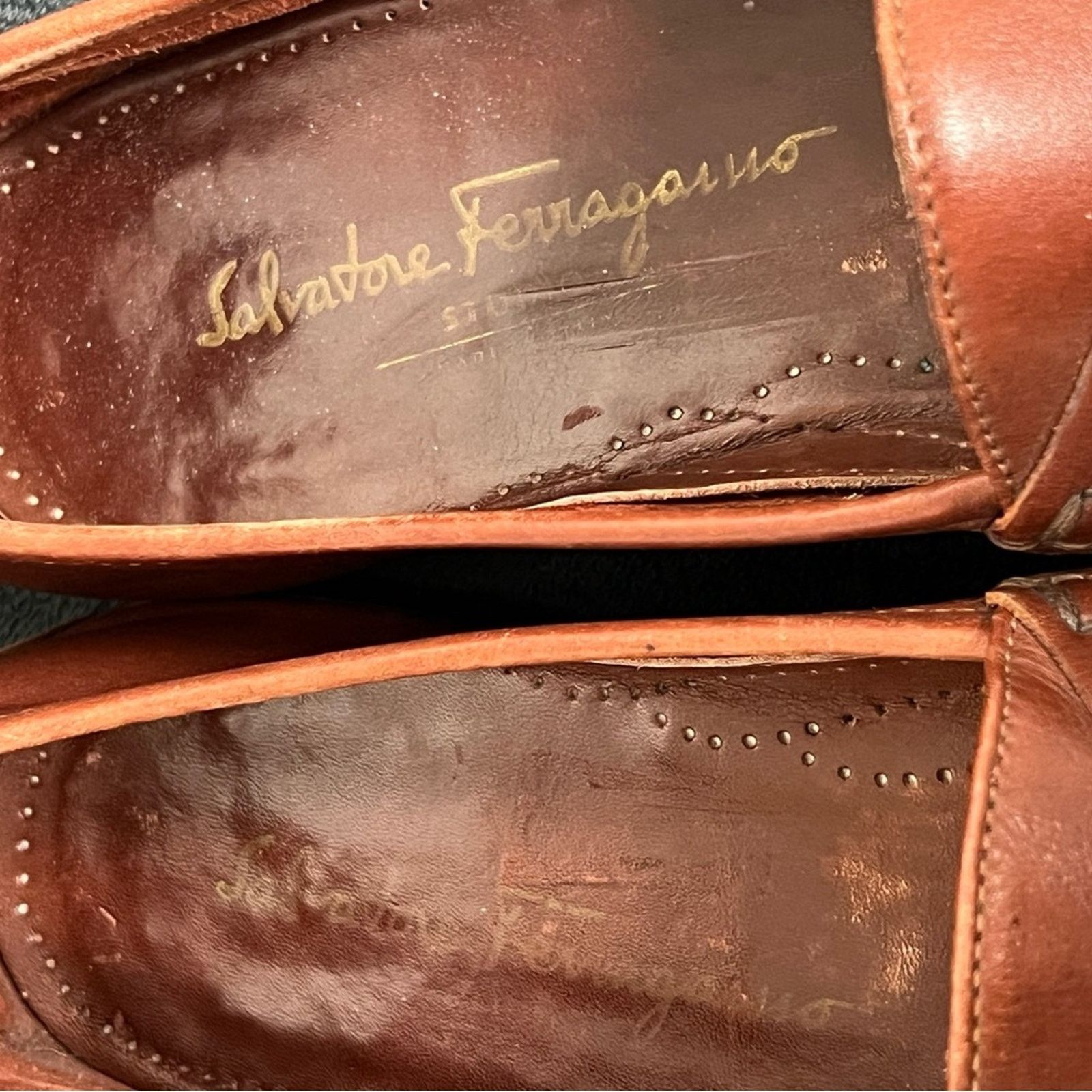 Salvatore Ferragamo Salvatore Ferragamo Silver Gold Gancini Bit loafers 8.5 D Size US 8.5 / EU 41-42 - 7 Thumbnail
