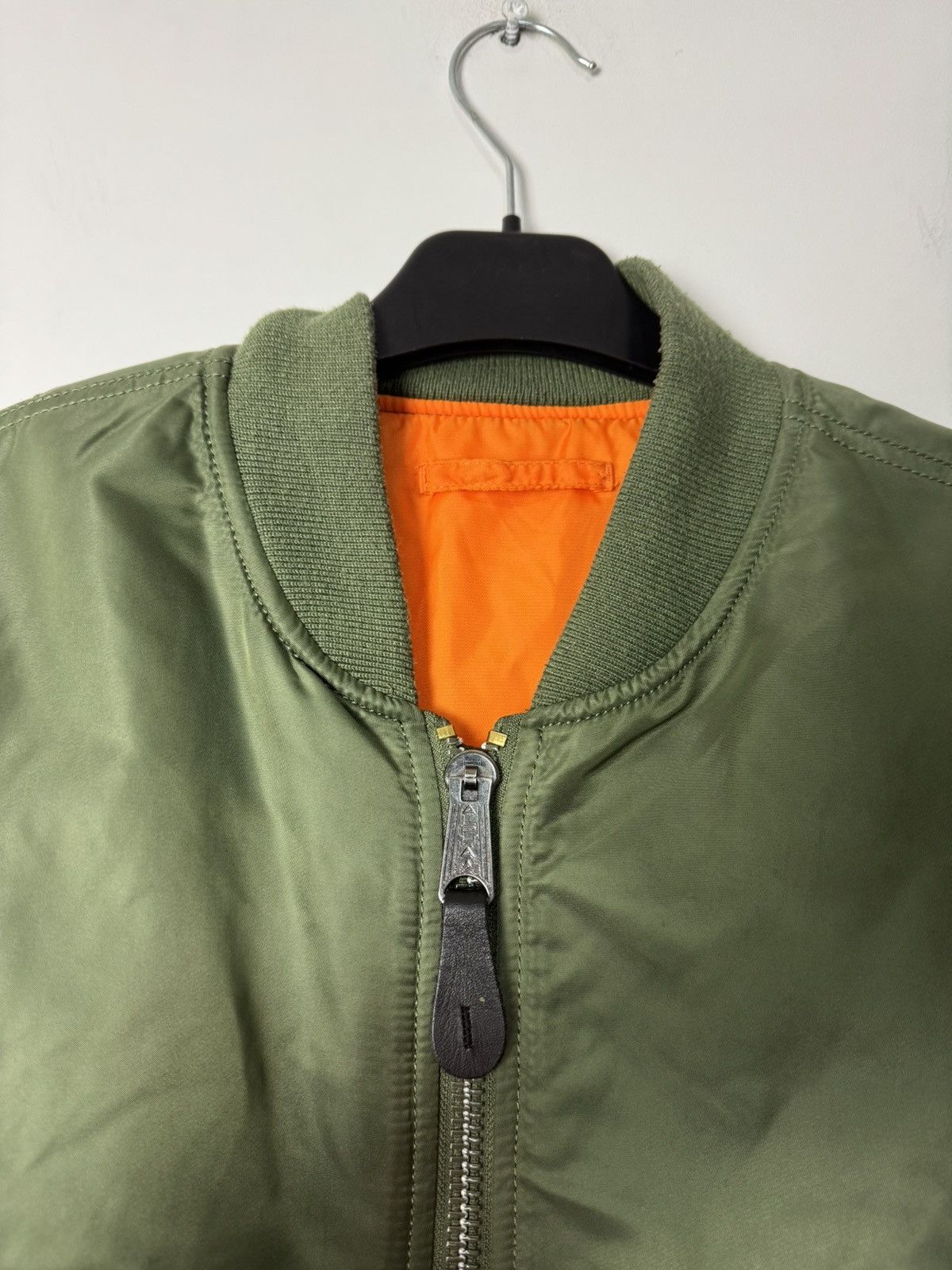 Alpha Industries Alpha Industries MA-1 Bomber Jacket Reversible Olive Vintage Size US M / EU 48-50 / 2 - 7 Thumbnail