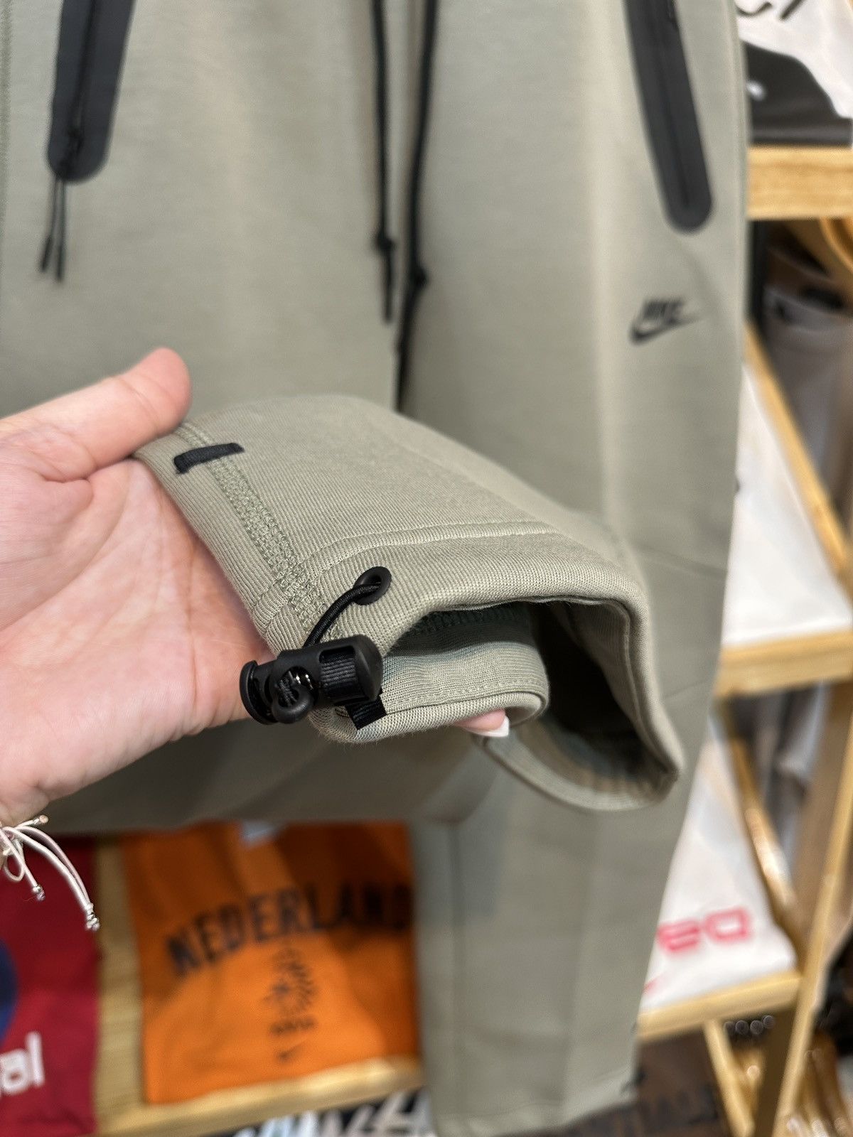Nike Nike Tech Fleece Track Pants Size US 30 / EU 46 - 3 Thumbnail