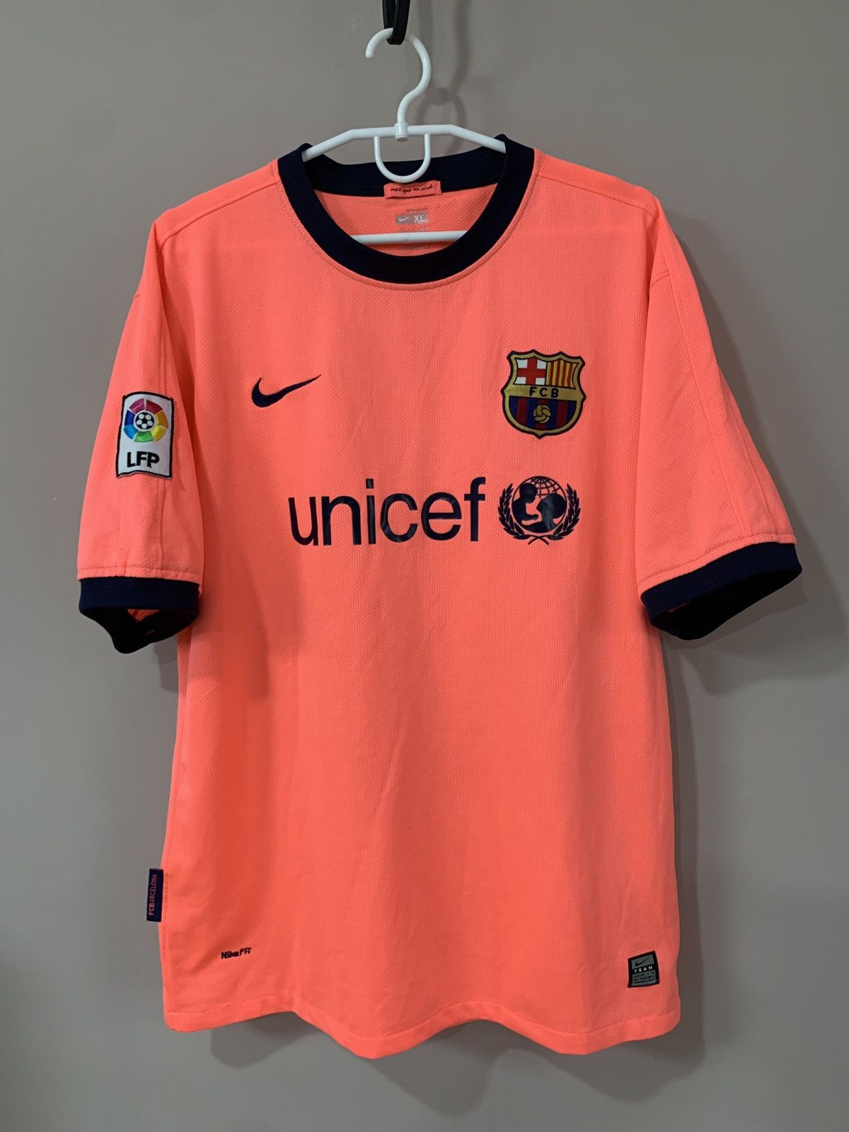 Barcelona 2010 Away Football Shirt Nike Soccer Jersey Sz XL