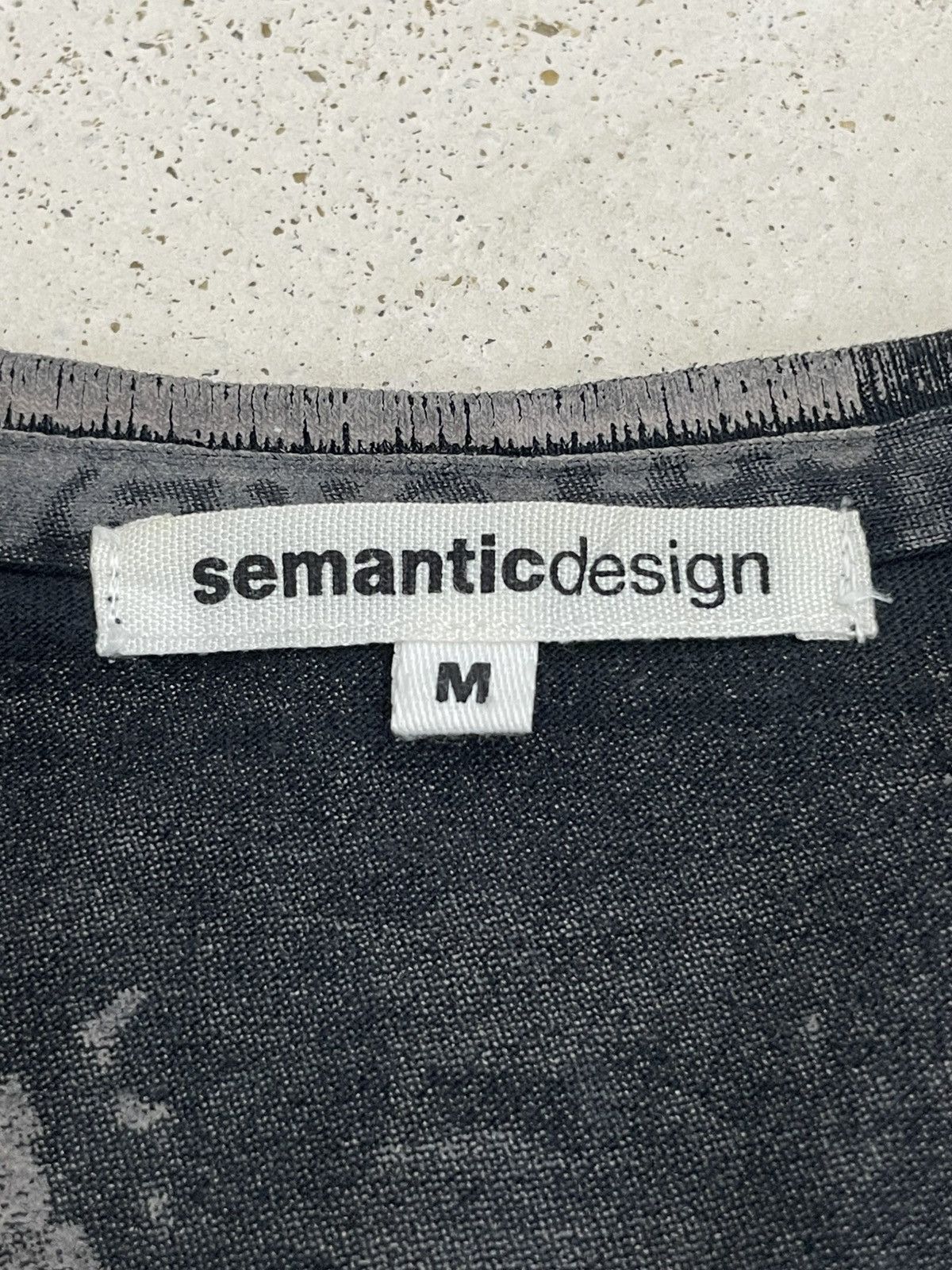 semanticdesign Semanticdesign V Neck Front Art Graphic Ticket Size US M / EU 48-50 / 2 - 16 Thumbnail