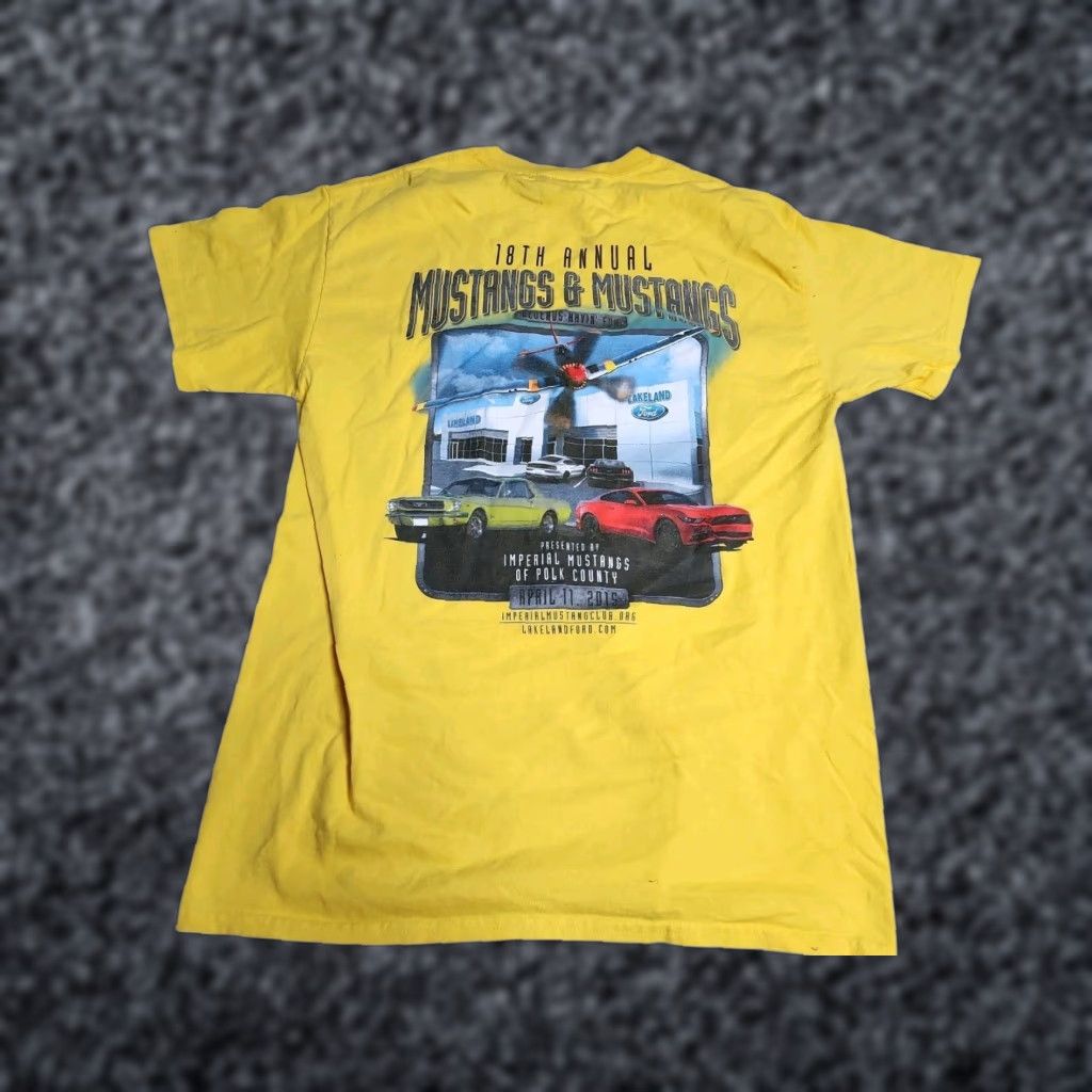 Gildan Ford Mustang T-Shirt Mens M Yellow Cotton Double-Sided Gildan 2010s Outdoor Promo Size US M / EU 48-50 / 2 - 1 Thumbnail
