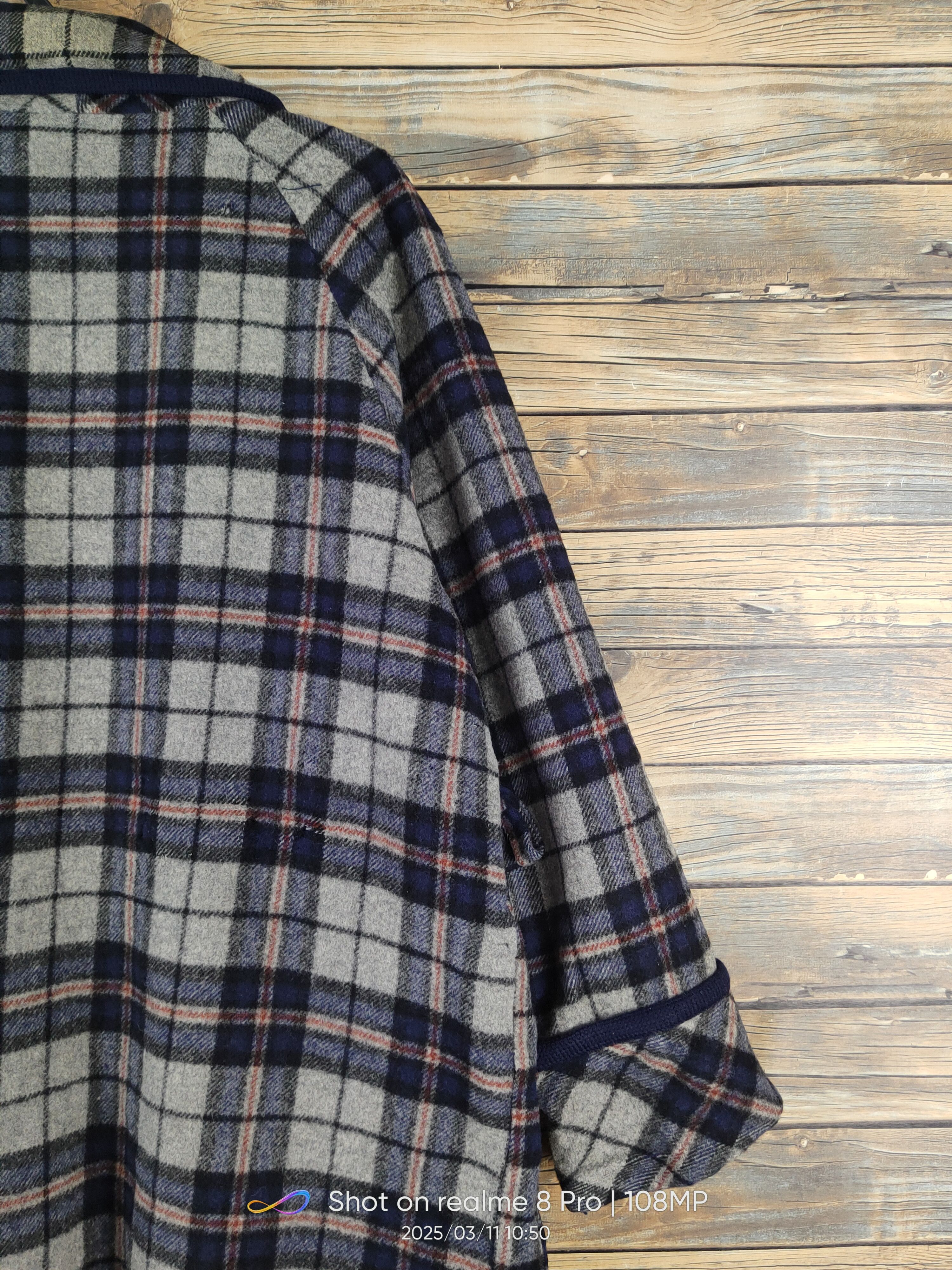 Pierre Balmain DL Vent Vert Pierre Balmain Gray Wool Bathrobes #011 Size US L / EU 52-54 / 3 - 14 Thumbnail