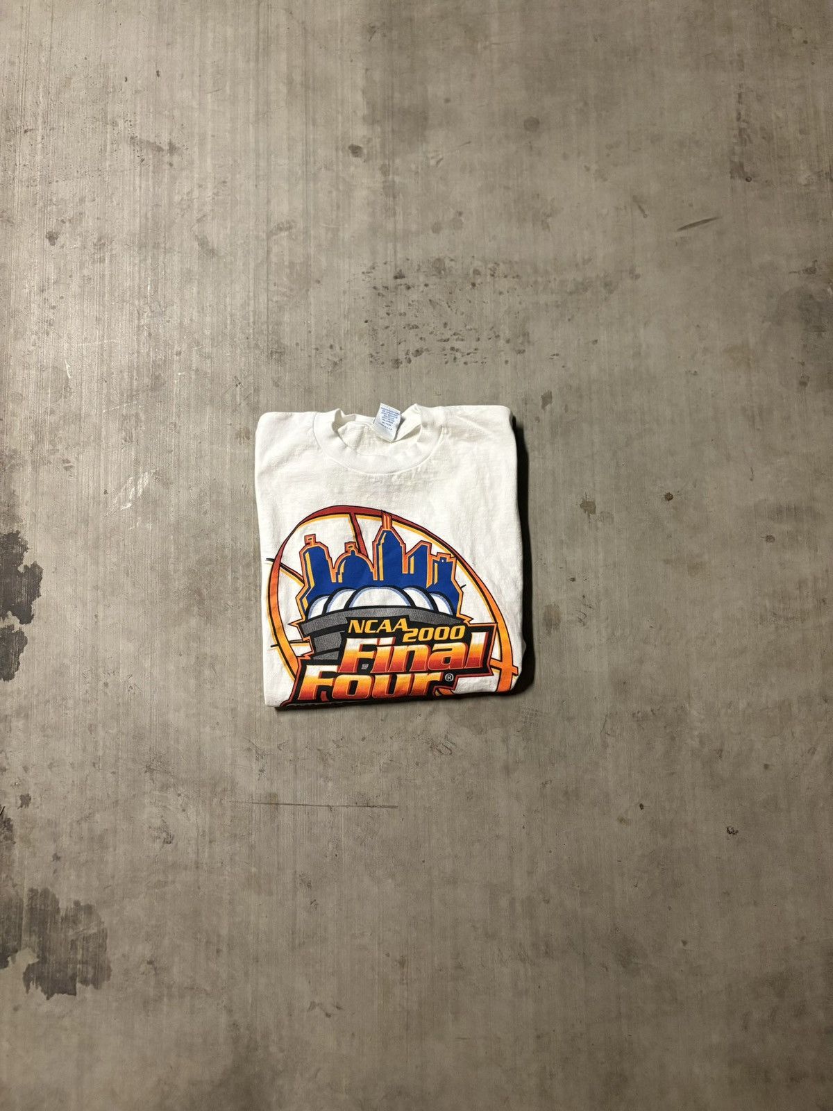 Vintage Vintage ncaa basketball Tshirt Size US XL / EU 56 / 4 - 1 Thumbnail