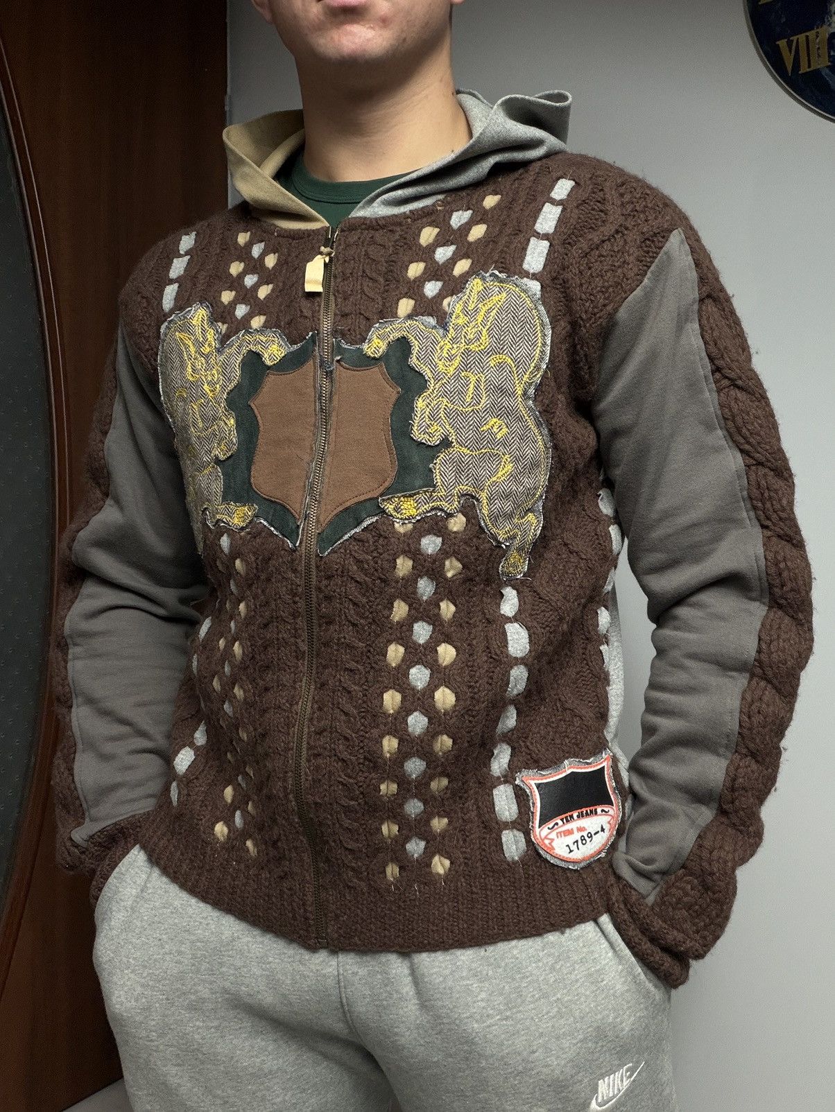 Michiko Koshino Michiko Koshino Japan Style Wool Hoodie Print Handmade Size US L / EU 52-54 / 3 - 1 Thumbnail