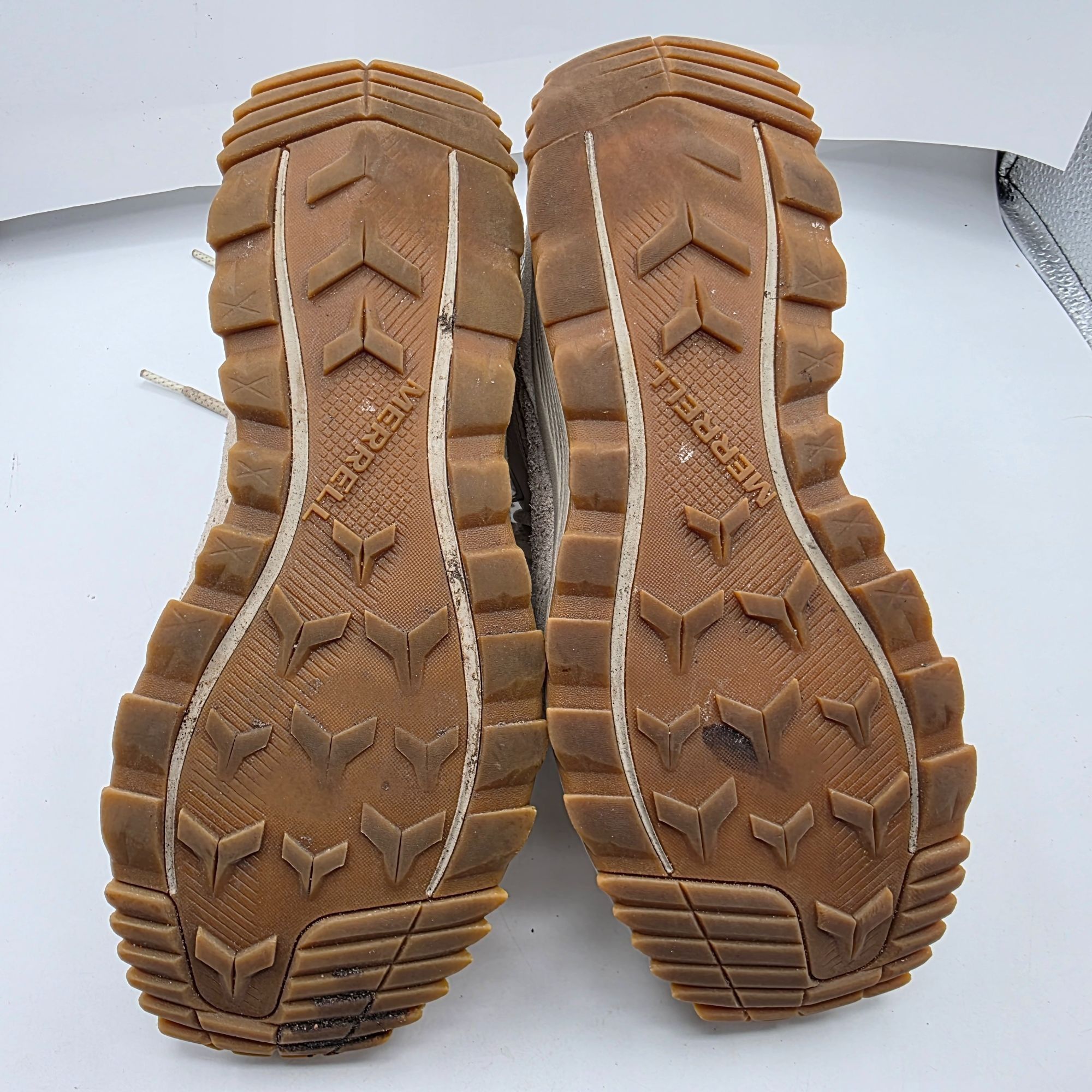 Merrell Merrell Wildwood Womens Size 8 Beige Mid Hiking Boots Waterp Size US 8 / IT 38 - 8 Thumbnail