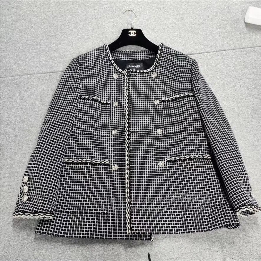 Chanel Chanel Houndstooth Coat Size 40. Size S / US 4 / IT 40 - 1 Thumbnail