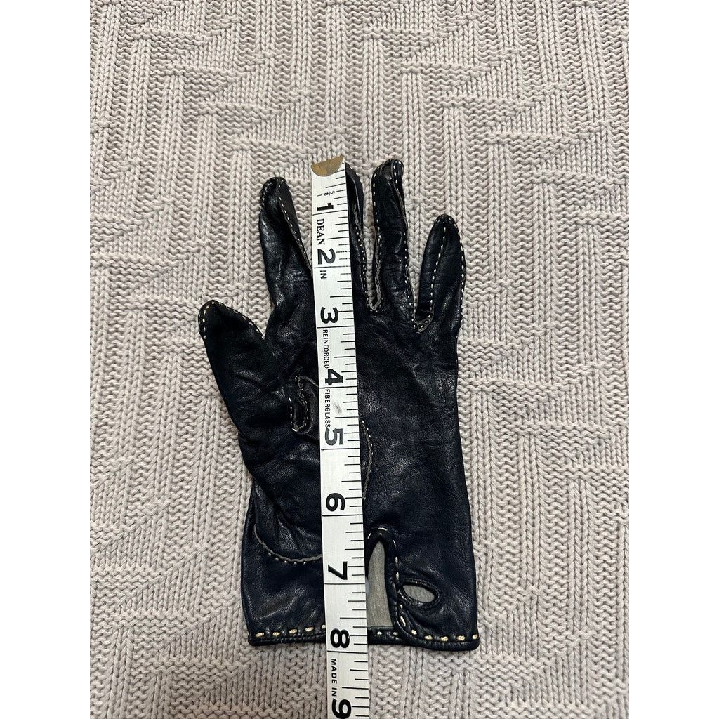 Vintage Vintage black leather wrist length gloves size 5.5-6 Size ONE SIZE - 6 Thumbnail