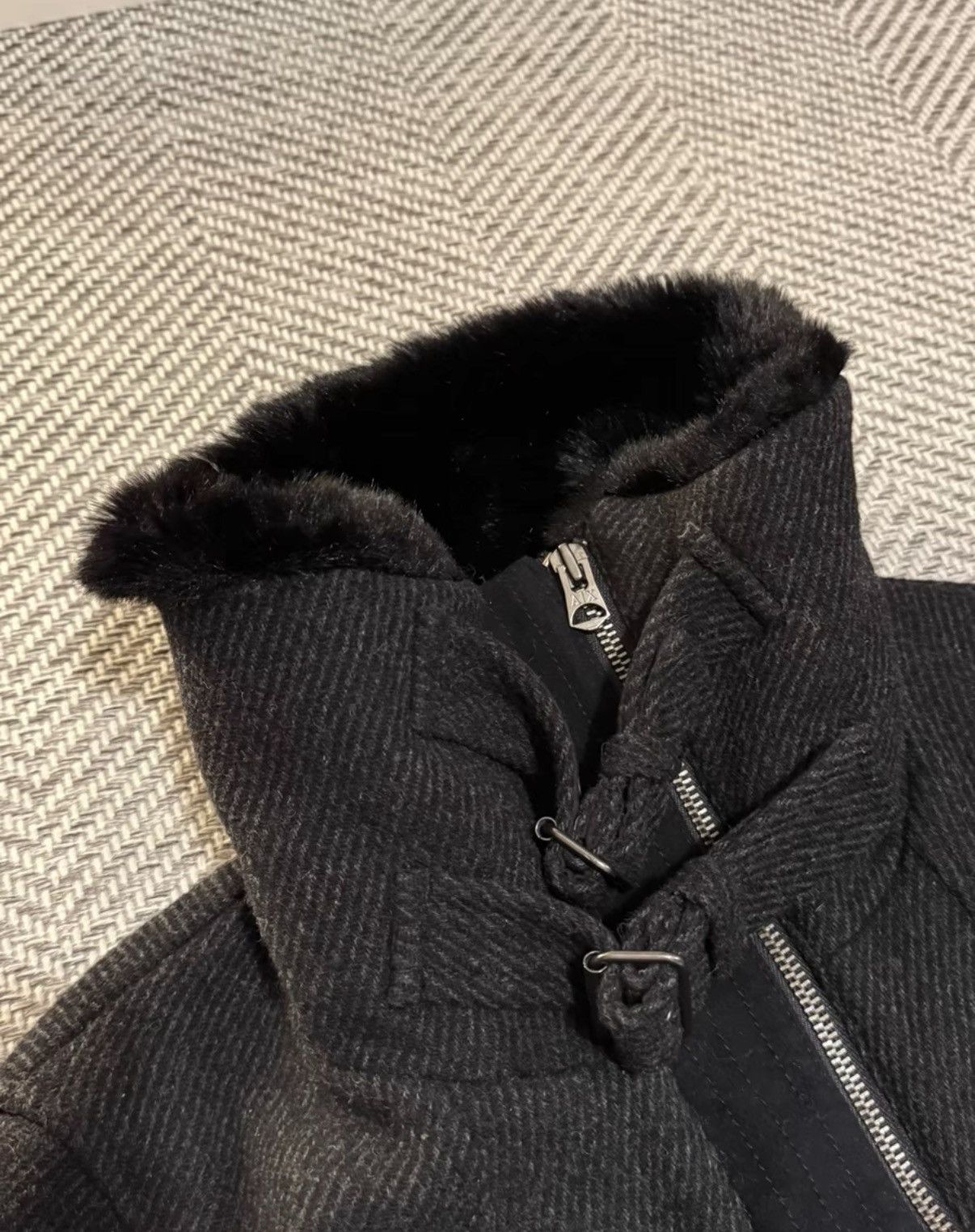 Armani Armani Exchange 00s Faux Fur Collar Belted Long Coat K24 Size US S / EU 44-46 / 1 - 3 Thumbnail