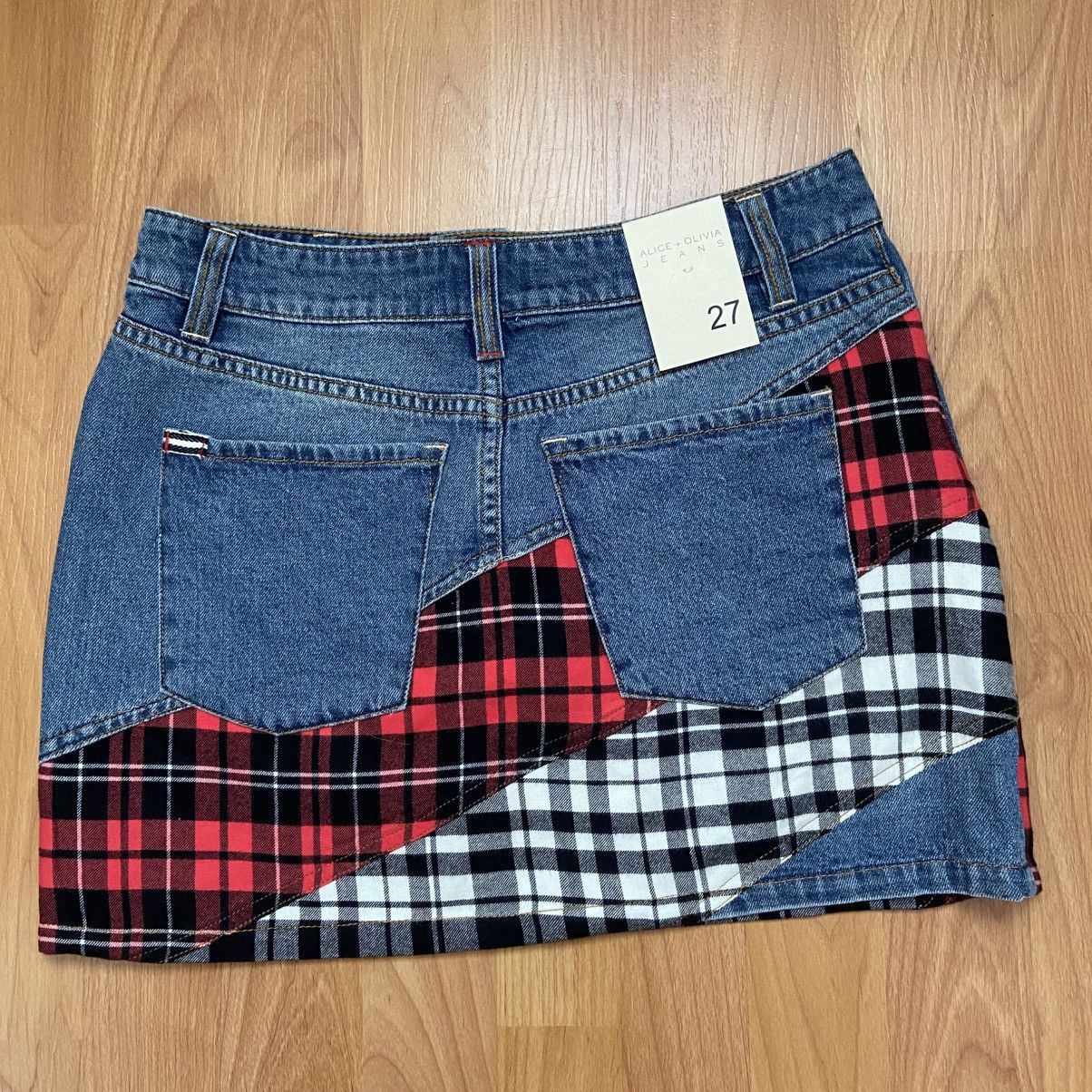 Alice + Olivia NWT Alice + Olivia Plaid Denim Mini Skirt Size 27 Size 27" / US 4 / IT 40 - 2 Thumbnail