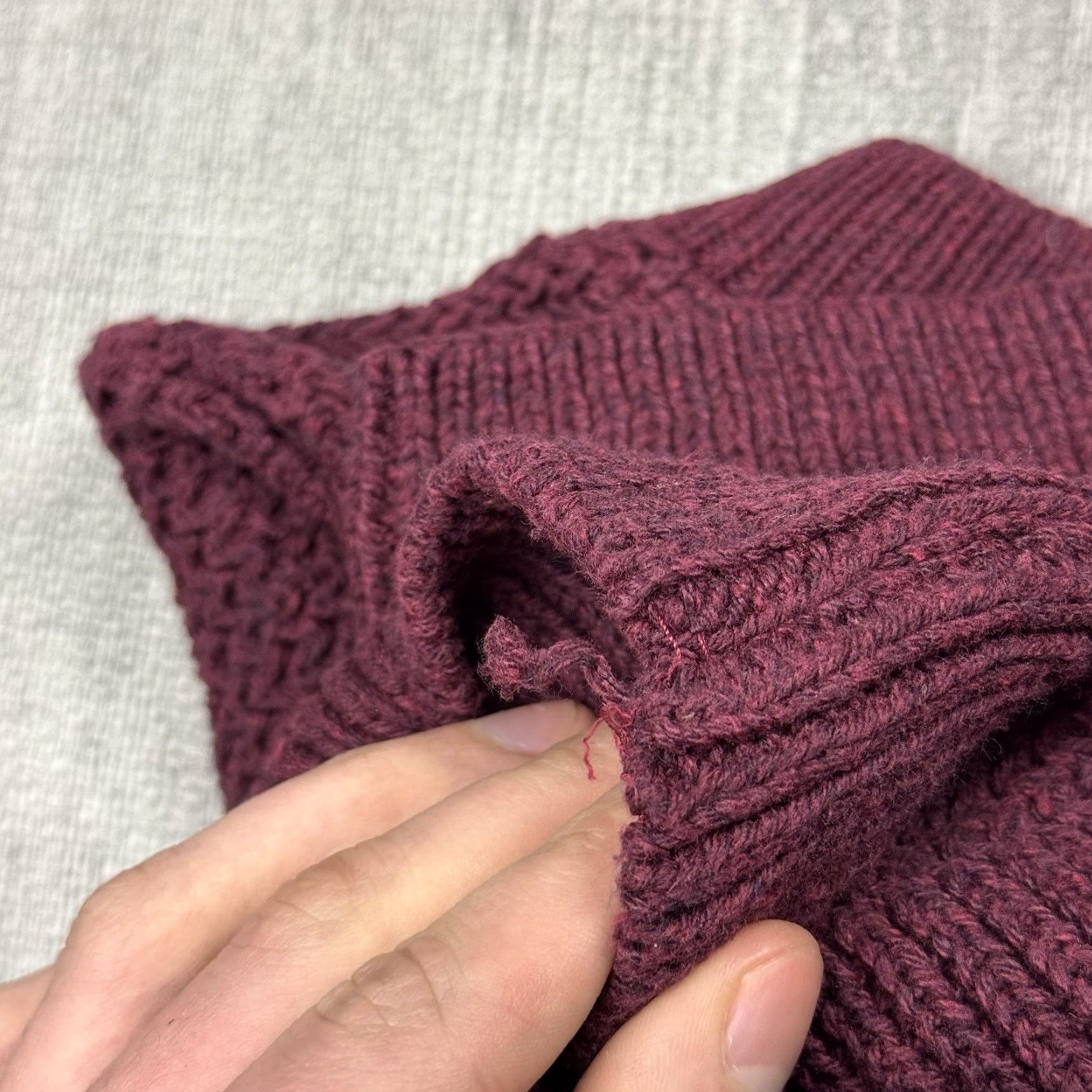 Vintage VINTAGE L.L. BEAN 90s Sweater Mens L Maroon Heavyweight Cable-Knit Henley USA Made Preppy Size US L / EU 52-54 / 3 - 5 Thumbnail