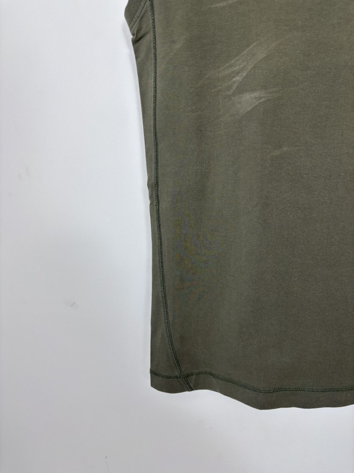 Nike Vintage Nike Y2K Khaki Green Swoosh Sleeveless Tank Top Tee Size US XL / EU 56 / 4 - 8 Thumbnail