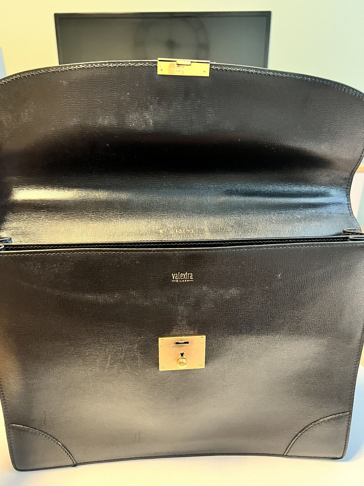Valextra Very Rare Valextra Leather bag by Italian Designer Handmade Size ONE SIZE - 4 Thumbnail
