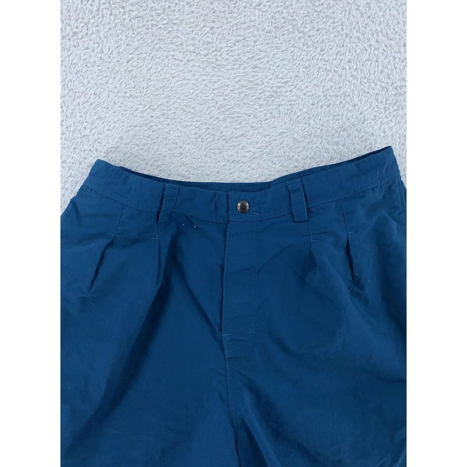 Patagonia VINTAGE Patagonia Hiking Shorts Mens 29x6 Nylon Outdoor Zip Pocket Blue 90s/Outdoor Mens Shorts/Patagonia Size US 29 - 4 Thumbnail