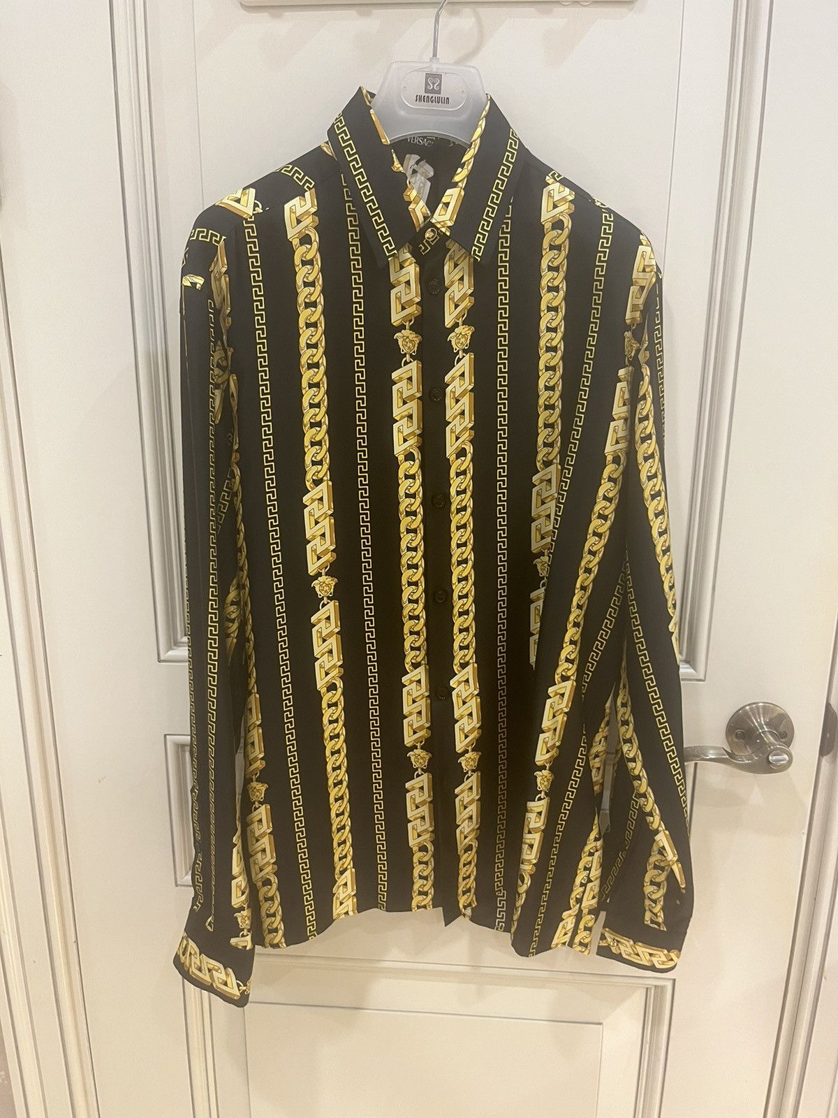 Versace chain print silk.shirt size48 Size US M / EU 48-50 / 2 - 4 Thumbnail