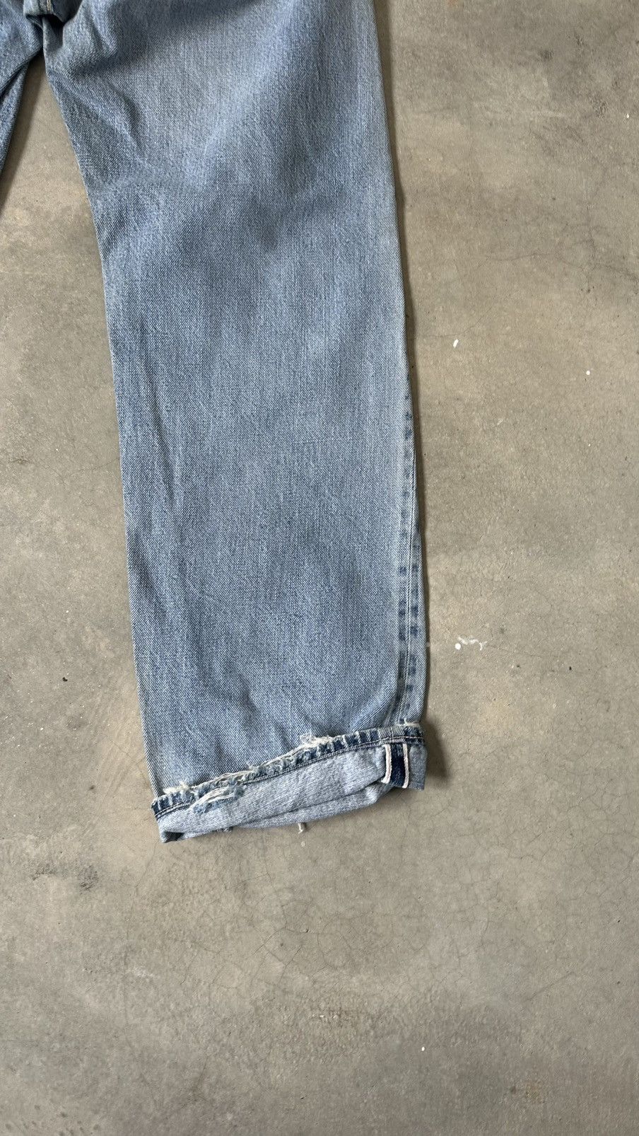 Spellbound VINTAGE SPELLBOUND DISTRESSED SELVEDGED DENIM PANT Size US 32 / EU 48 - 11 Thumbnail