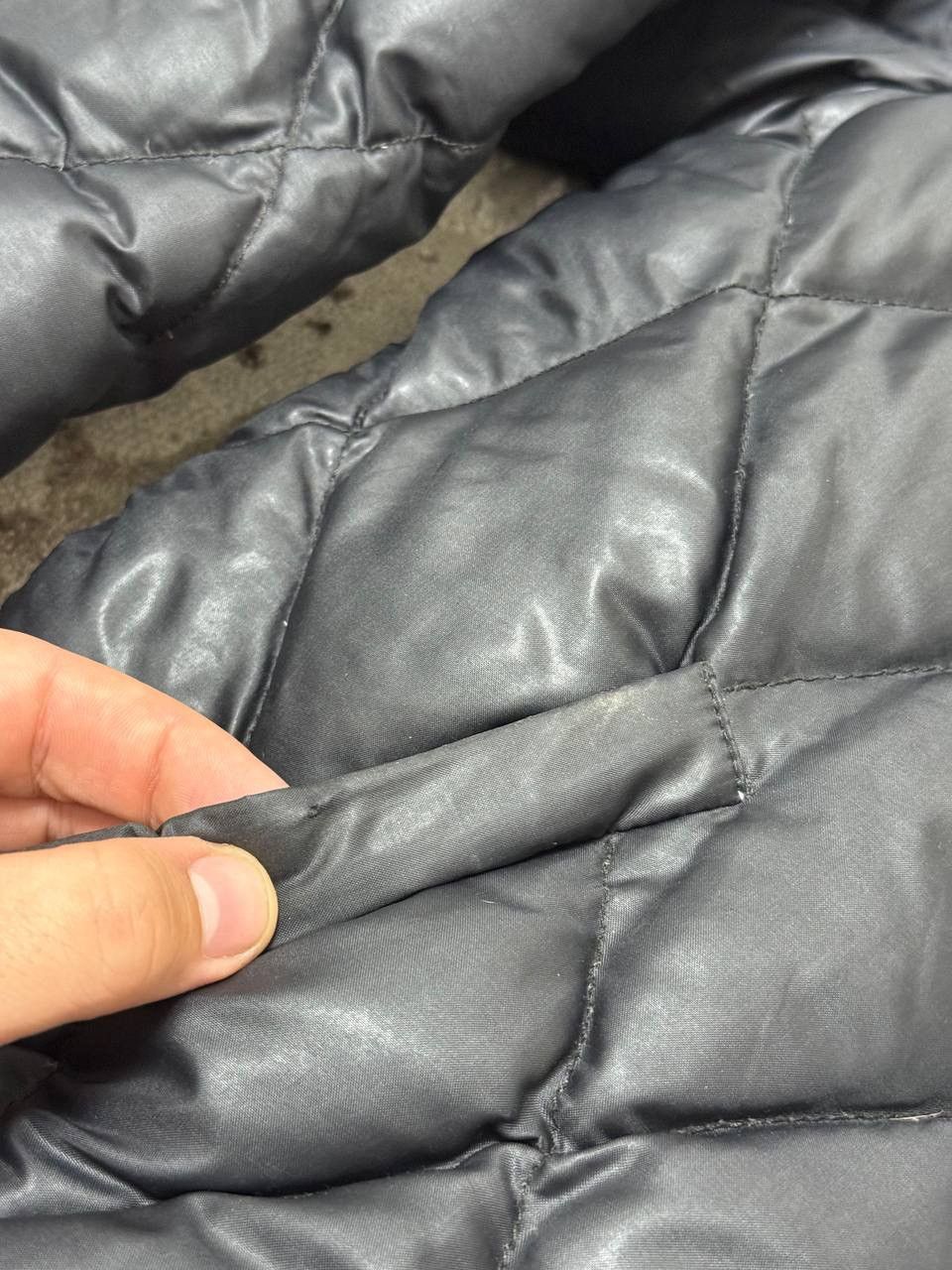Moncler Vintage Moncler Grenoble Down Quilted Puffer Jacket Size M / US 6-8 / IT 42-44 - 9 Thumbnail