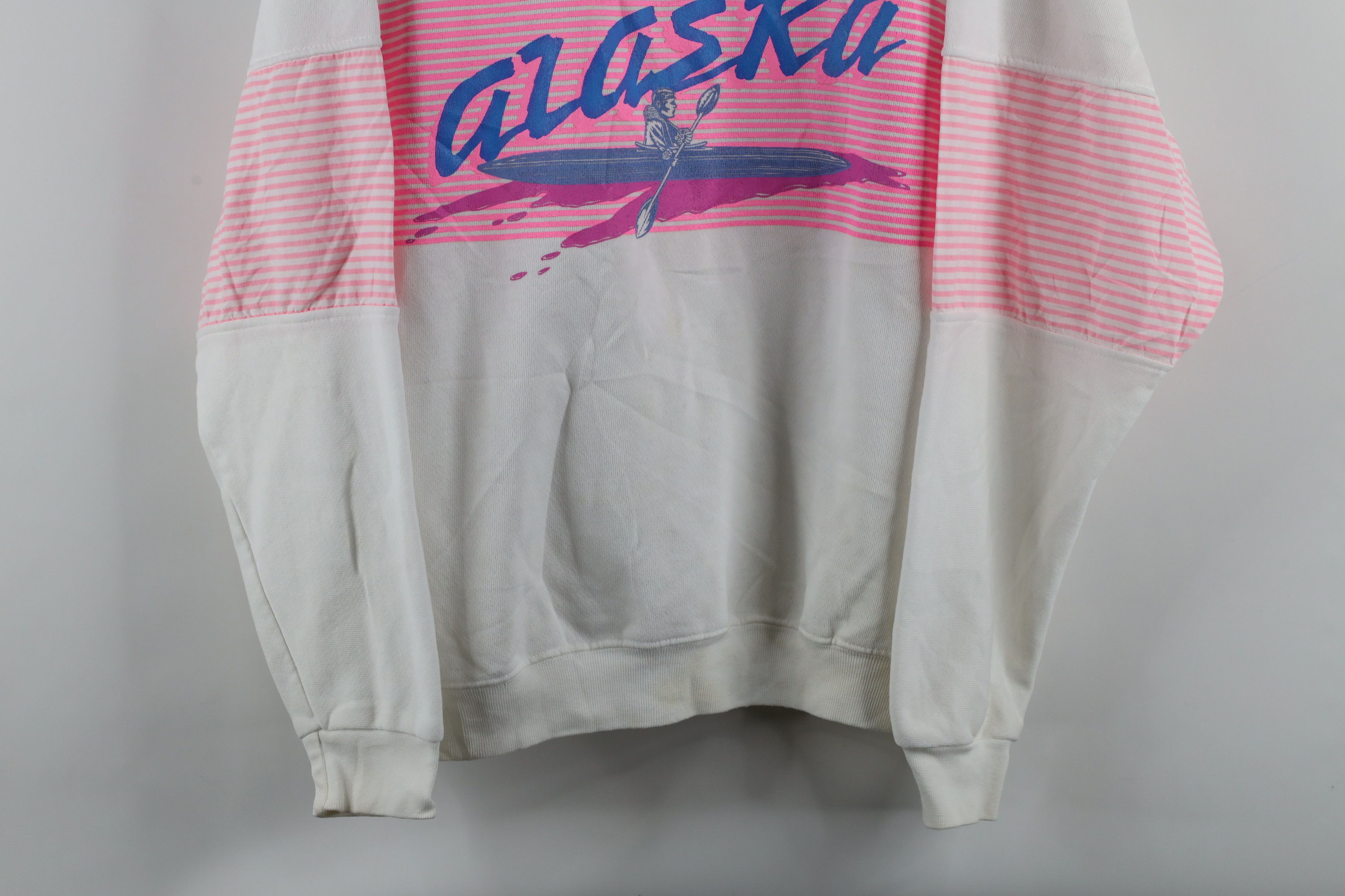 Vintage Vintage 90s Streetwear Spell Out Alaska Canoe Sweatshirt USA Size L / US 10 / IT 46 - 3 Thumbnail