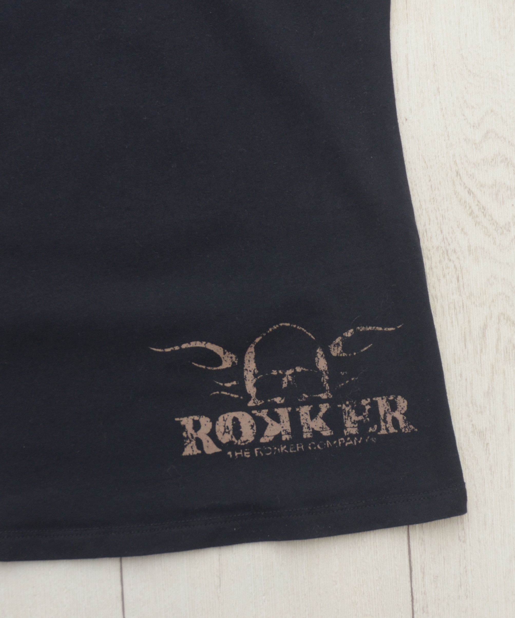 THE ROKKER COMPANY ROKKER Eagle Women’s Red V-Neck Skull T-Shirt sz S Size S / US 4 / IT 40 - 7 Thumbnail