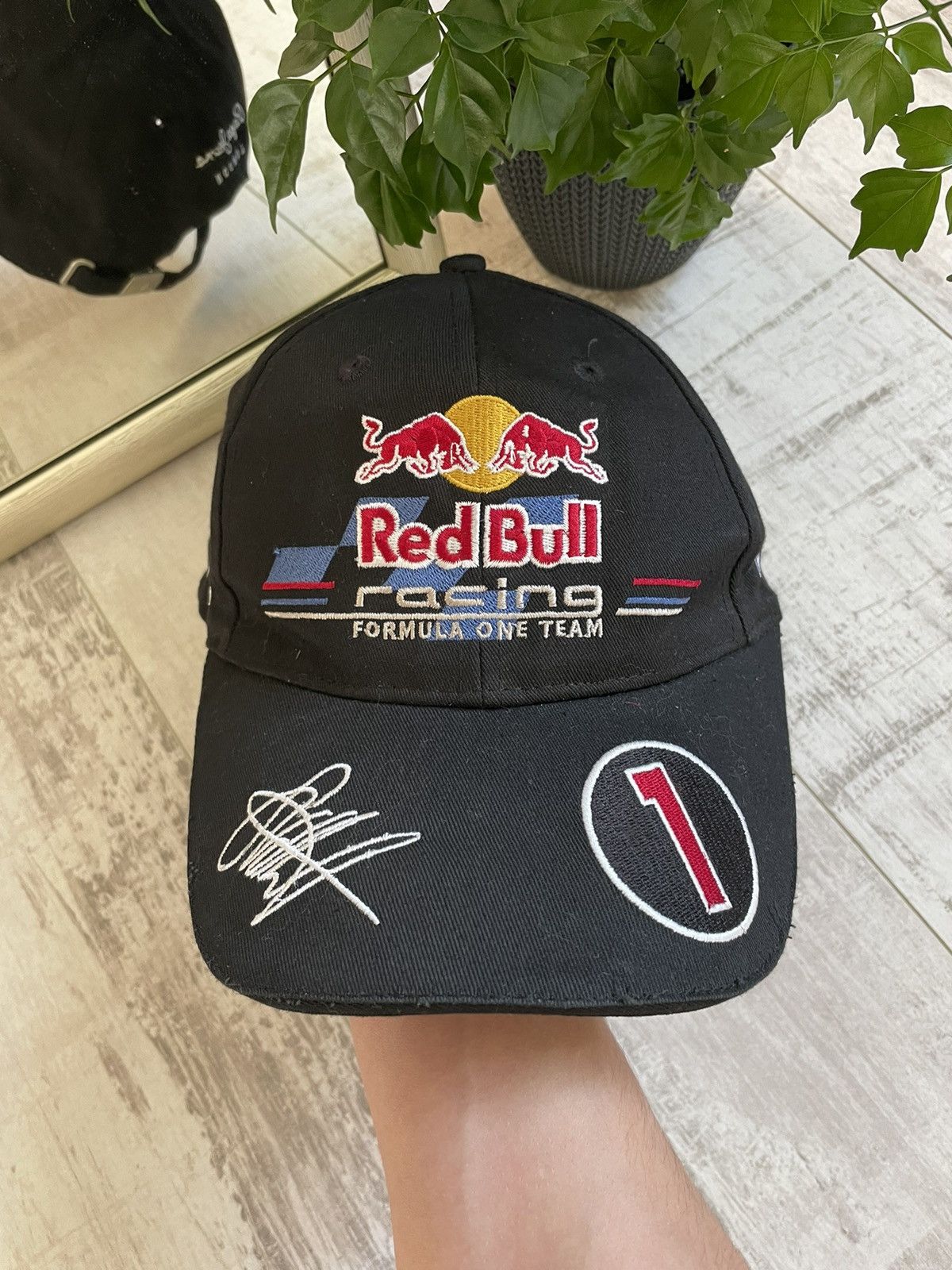 Red Bull × Vintage Red Bull Racing Vintage Formula 1 Team Infiniti Hat Cap Size ONE SIZE - 2 Thumbnail