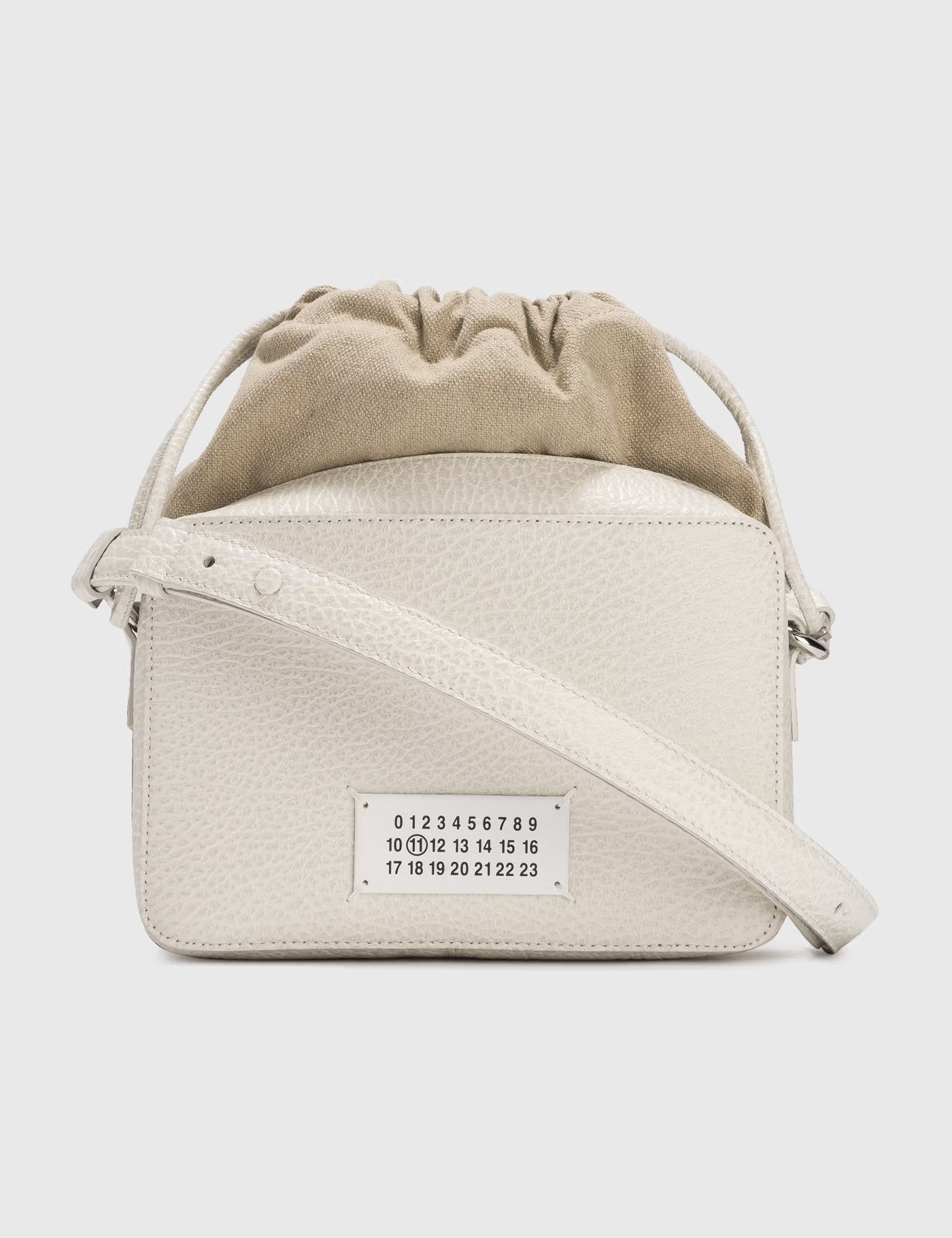Maison Margiela oc11z0825 Size: OS / Medium Camera Bag in White Size ONE SIZE - 4 Thumbnail