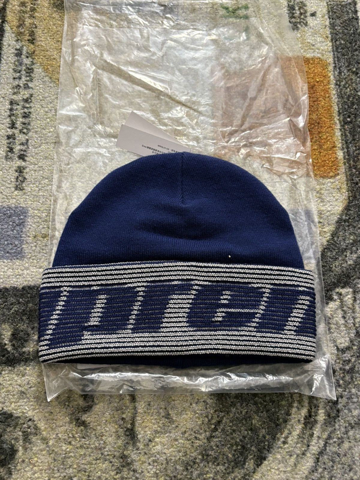 Supreme Supreme Reflective Jacquard Beanie Navy Size ONE SIZE - 2 Thumbnail
