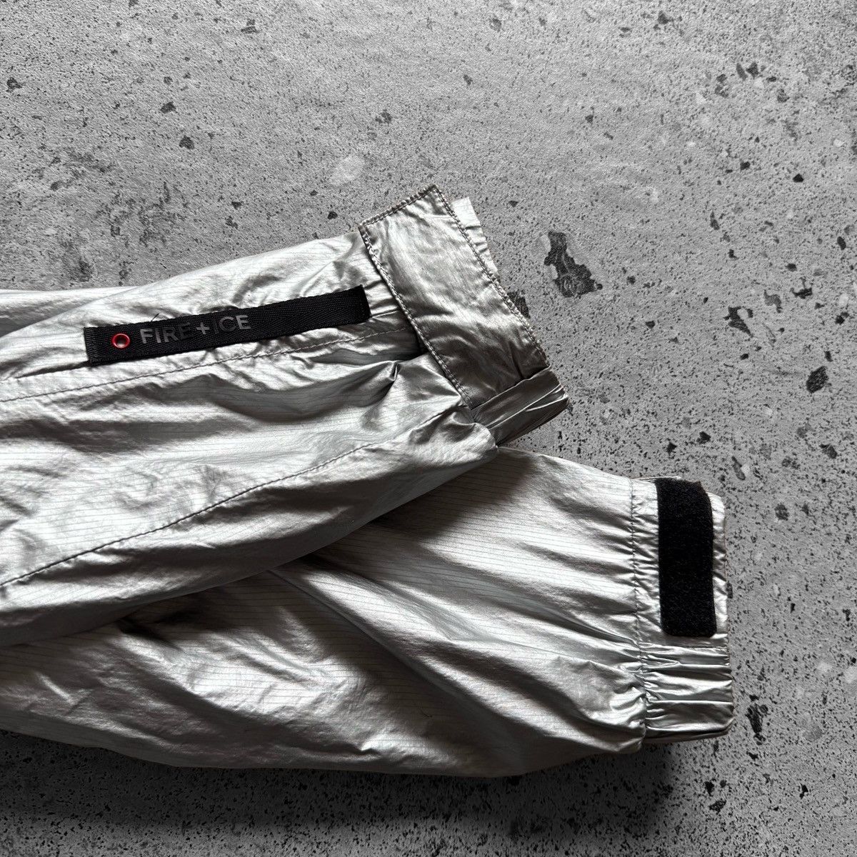 Bogner Bogner Fire + Ice Rare Silver Metallic Hooded Jacket Zip Size XS / US 0-2 / IT 36-38 - 5 Thumbnail